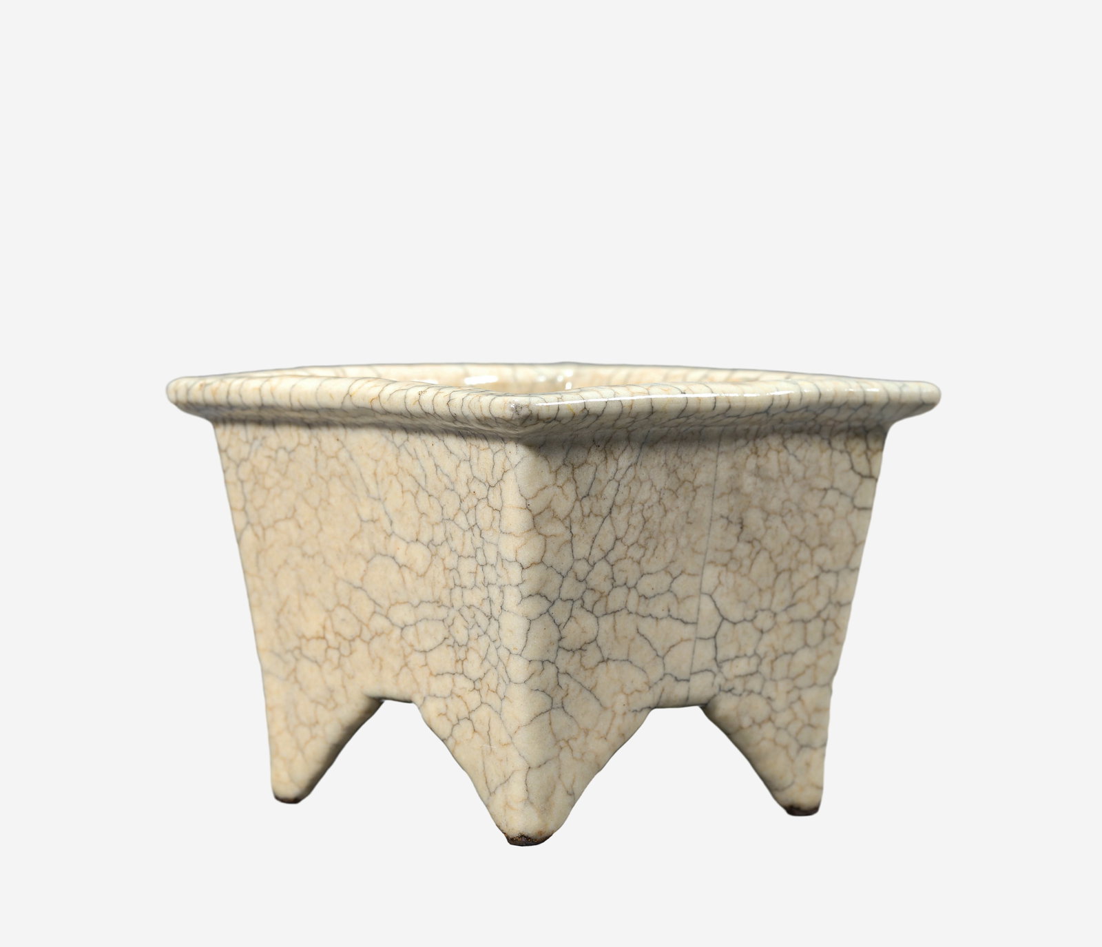 A Ge-Type Flower Pot - 3