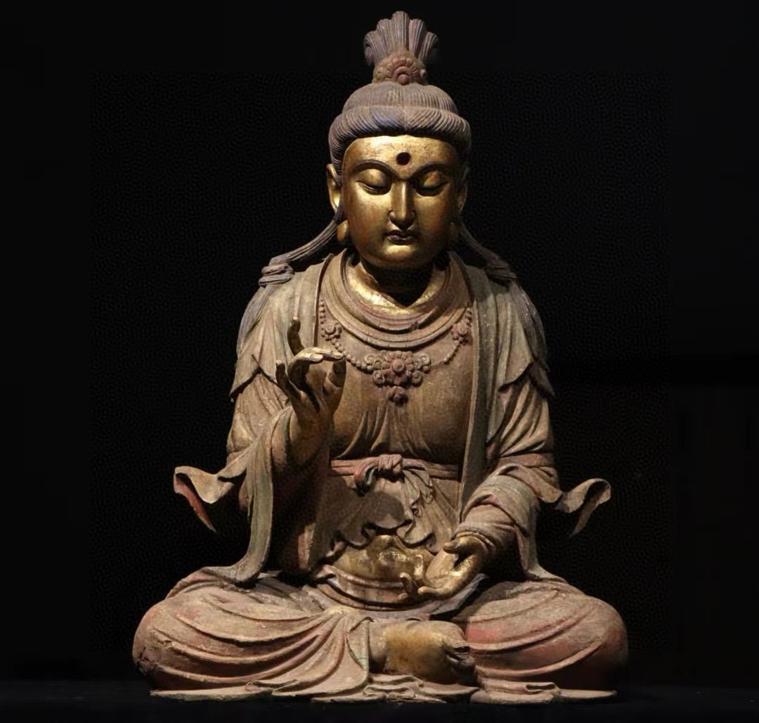 A Wood Colour Painted GuanYin Figure: A Wood Colour Painted GuanYin Figure (101 x 69x 52cm)
