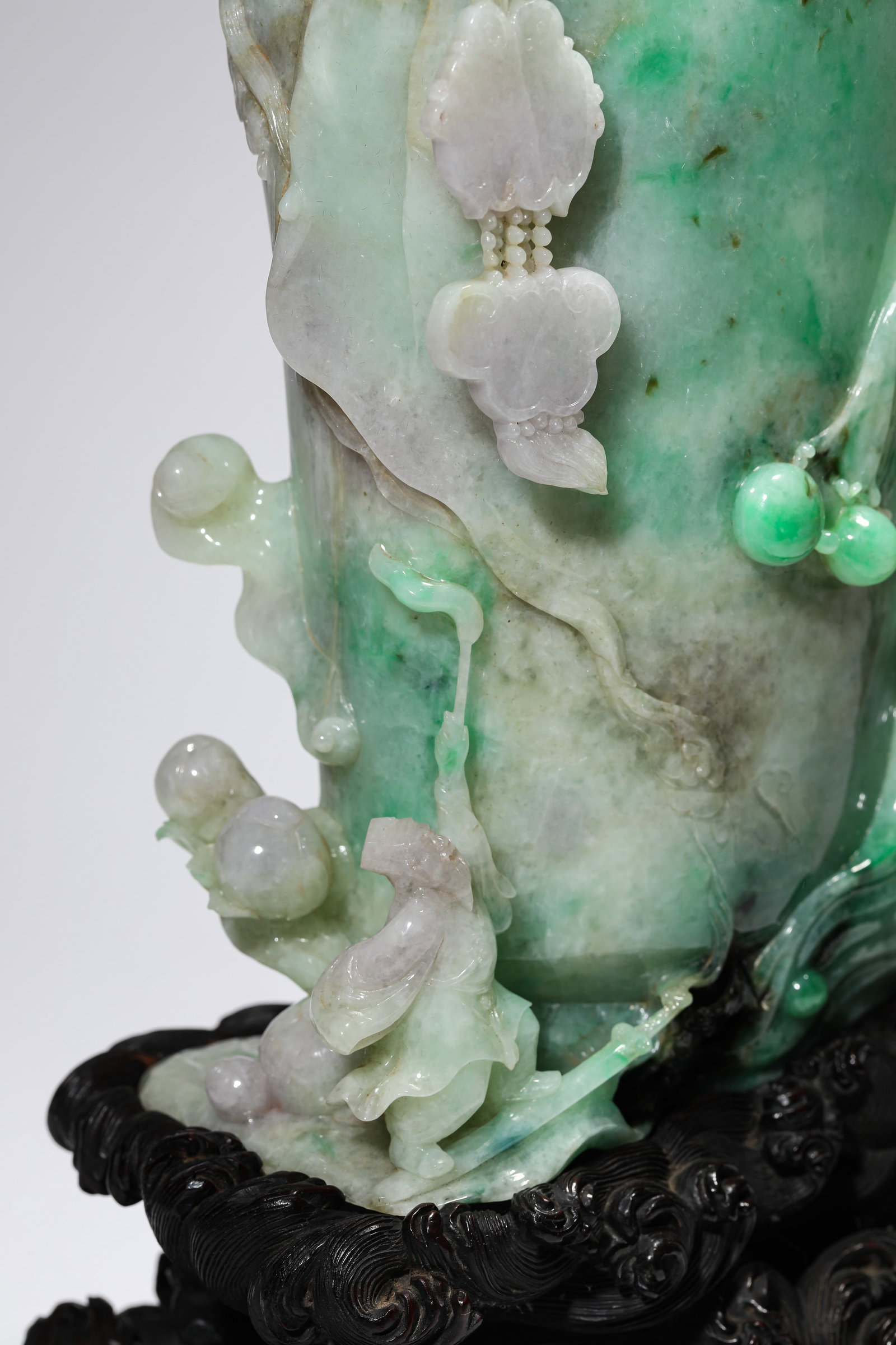 A JADEITE 'EIGHT IMMORTALS' VASE - 6