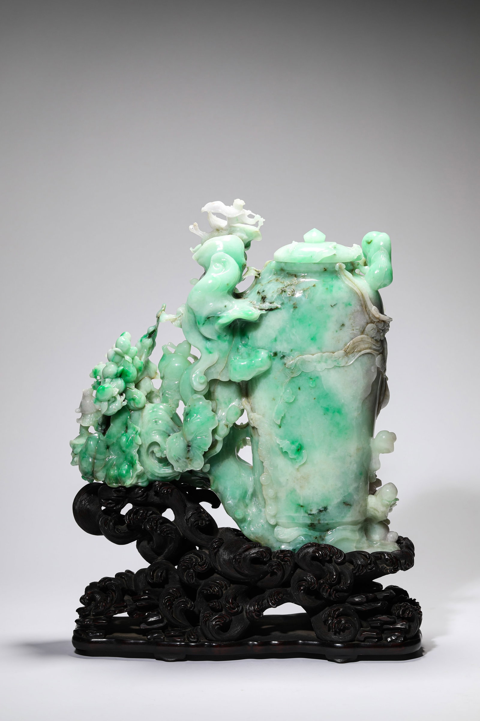 A JADEITE 'EIGHT IMMORTALS' VASE - 7