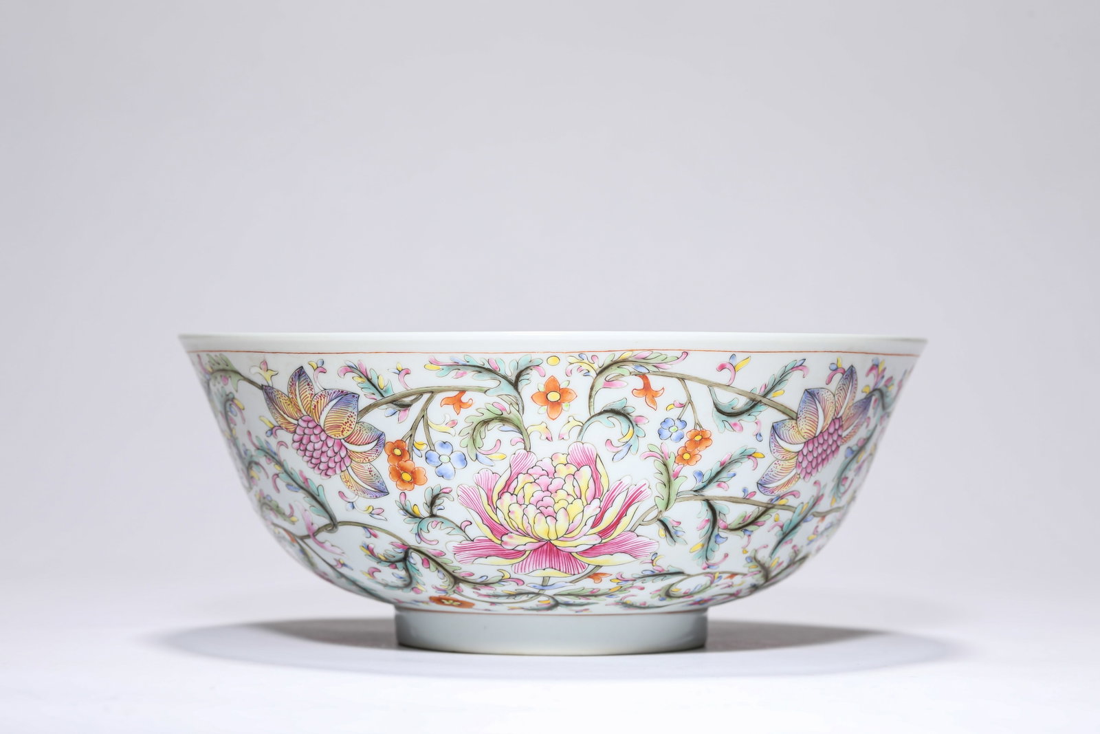 A FAMILLE-ROSE ‘FLORAL’ BOWL: A FAMILLE-ROSE ‘FLORAL’ BOWL Description: Dimensions: Width: 21 cm x Height: 8.8 cm. All measurements are approximate.