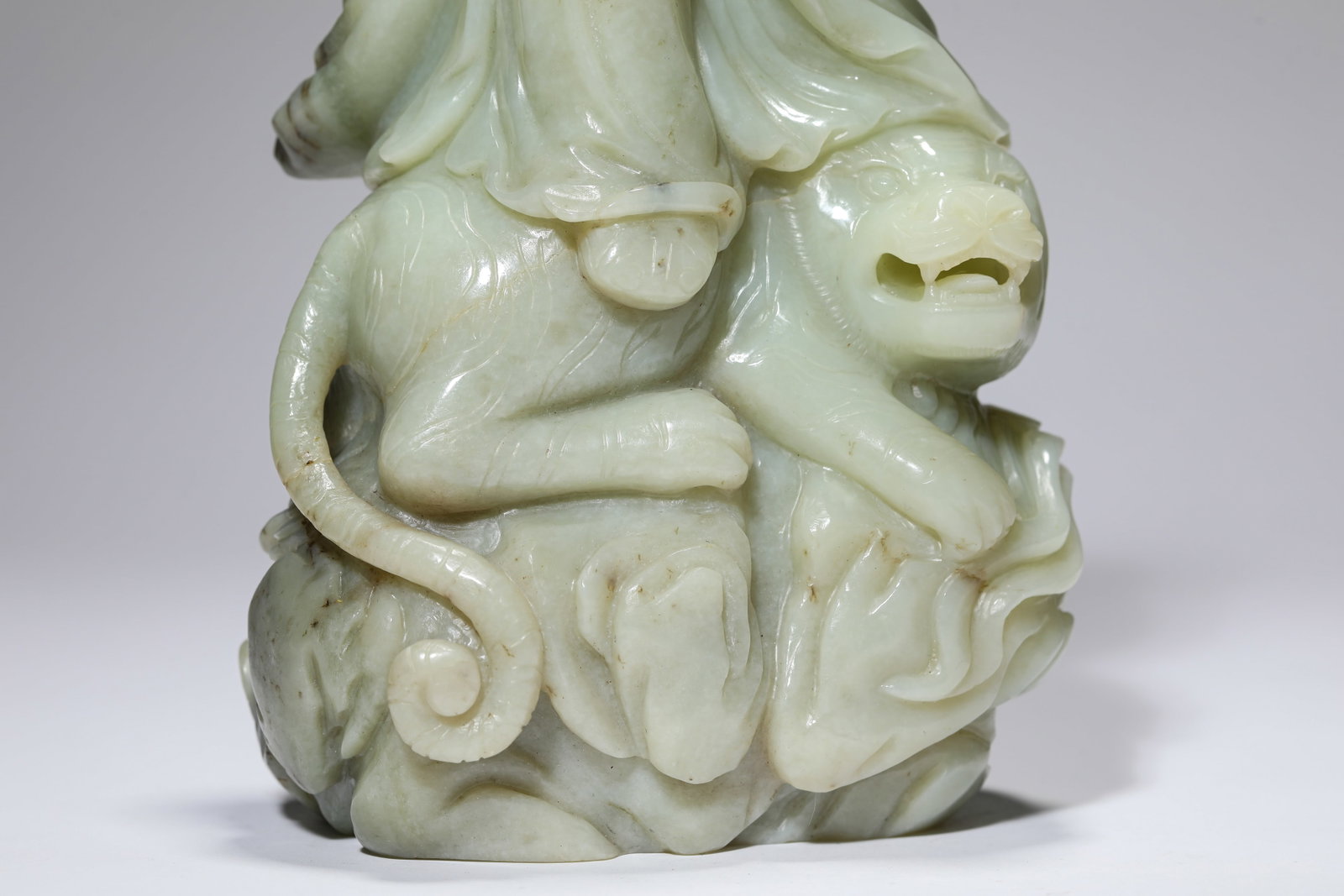 A JADE ‘TIGER-TAMING’ ARHAT - 3