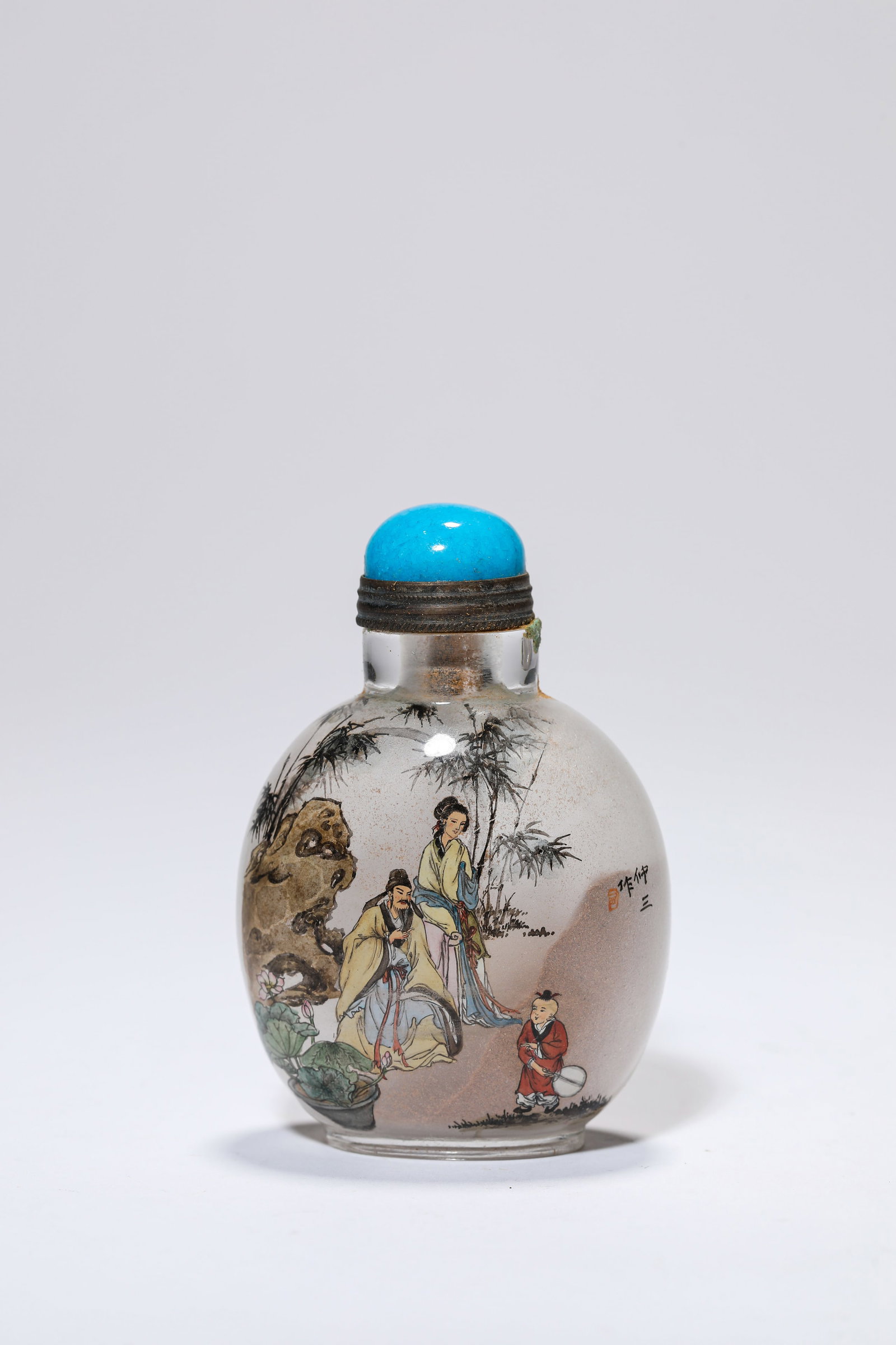 AN ‘INSIDE-PAINTED FIGURAL’ SNUFF BOTTLE (1 of 4)