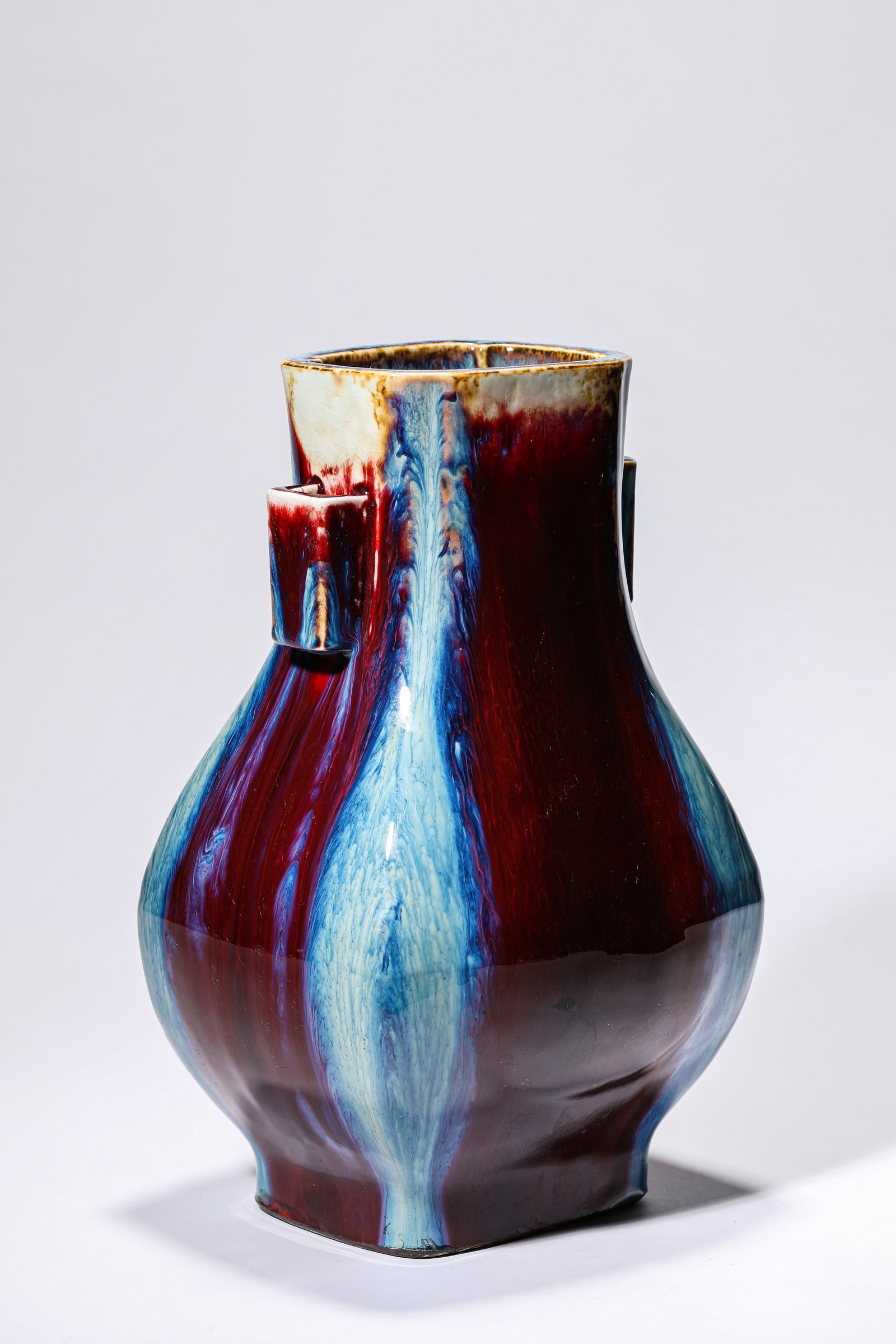 A FLAMBE-GLAZED VASE - 3
