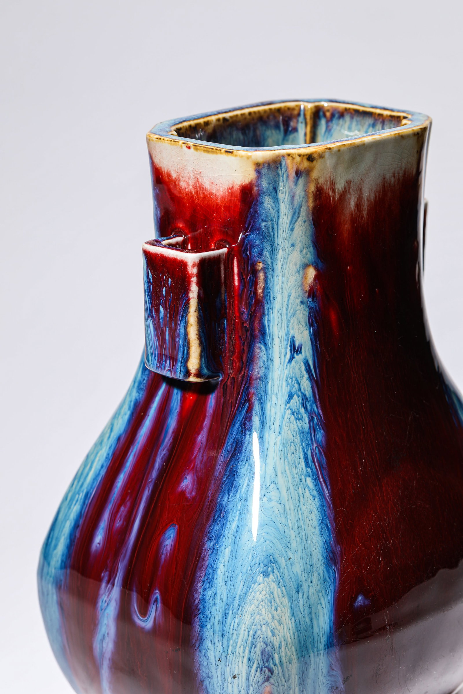 A FLAMBE-GLAZED VASE - 5