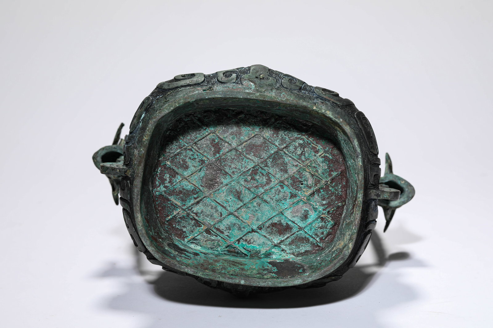 A BRONZE ‘LOOP-HANDLED’ YOU - 7