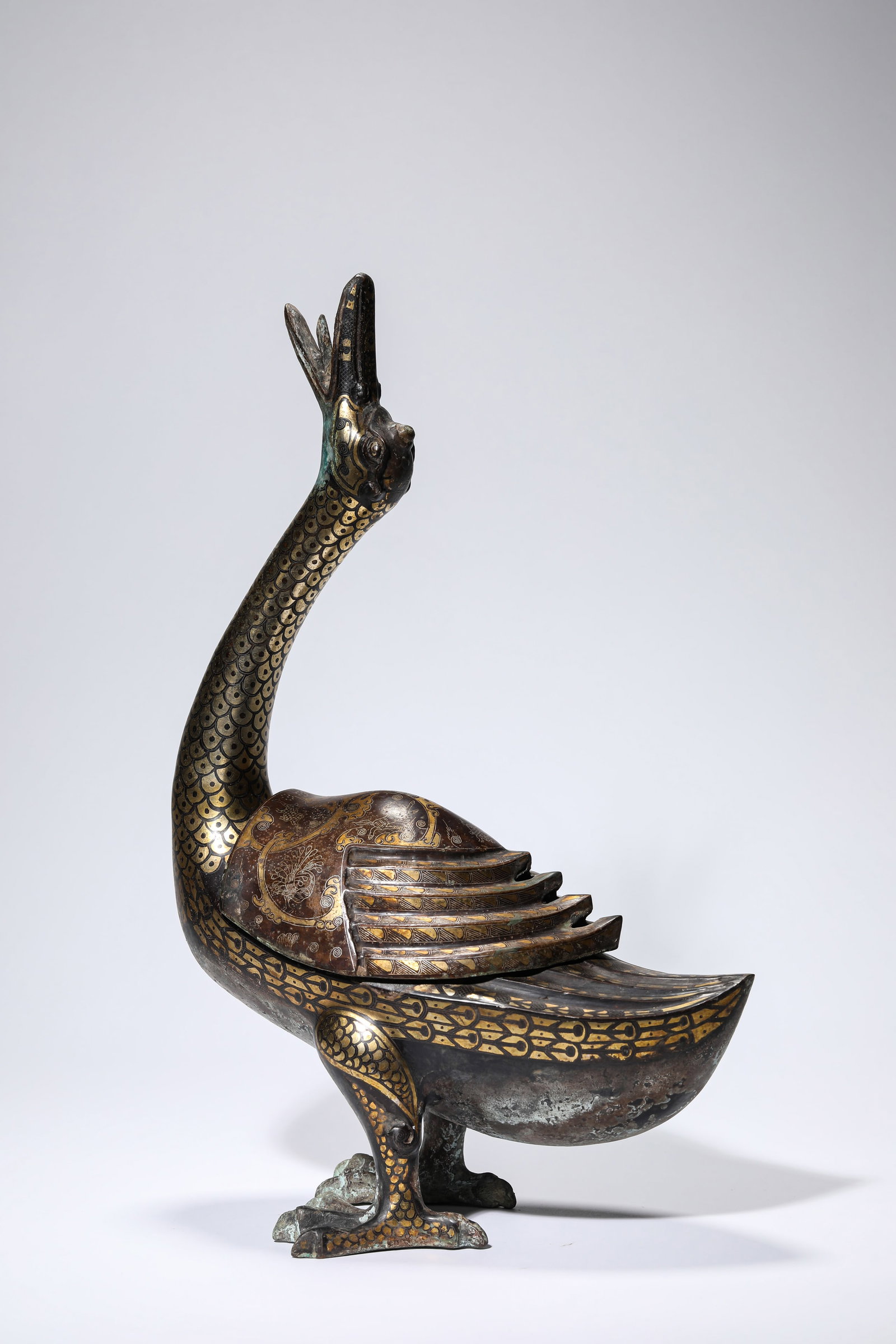 A GOLD AND SILVER-INLAID BRONZE ‘DUCK-FORM’ CENSER (1 of 8)