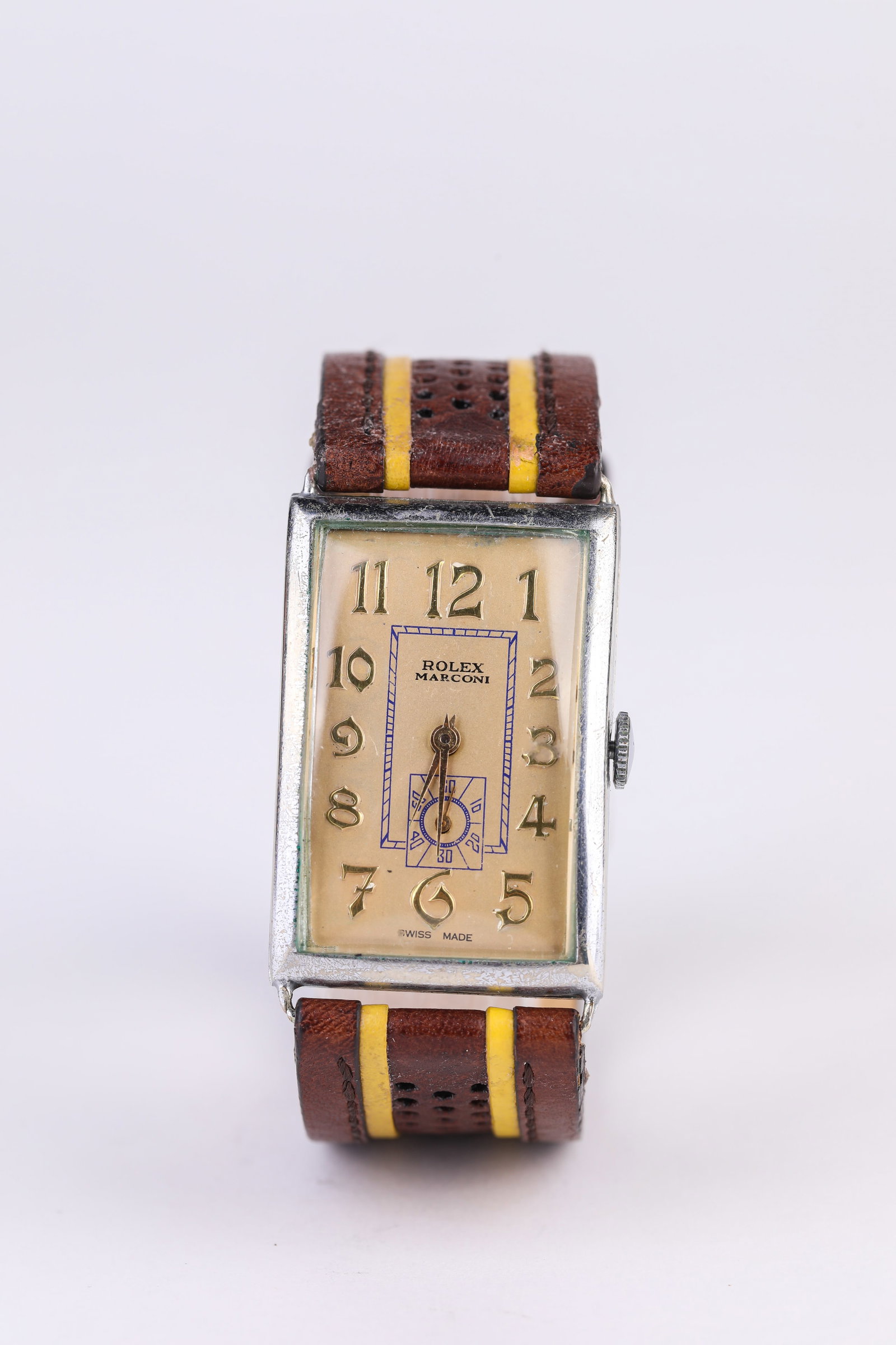 A 1920S ROLEX ANTIQUE WRISTWATCH: A 1920S ROLEX ANTIQUE WRISTWATCH Description: Dimensions: Length: 27mm x Width: 38mm. All measurements are approximate.