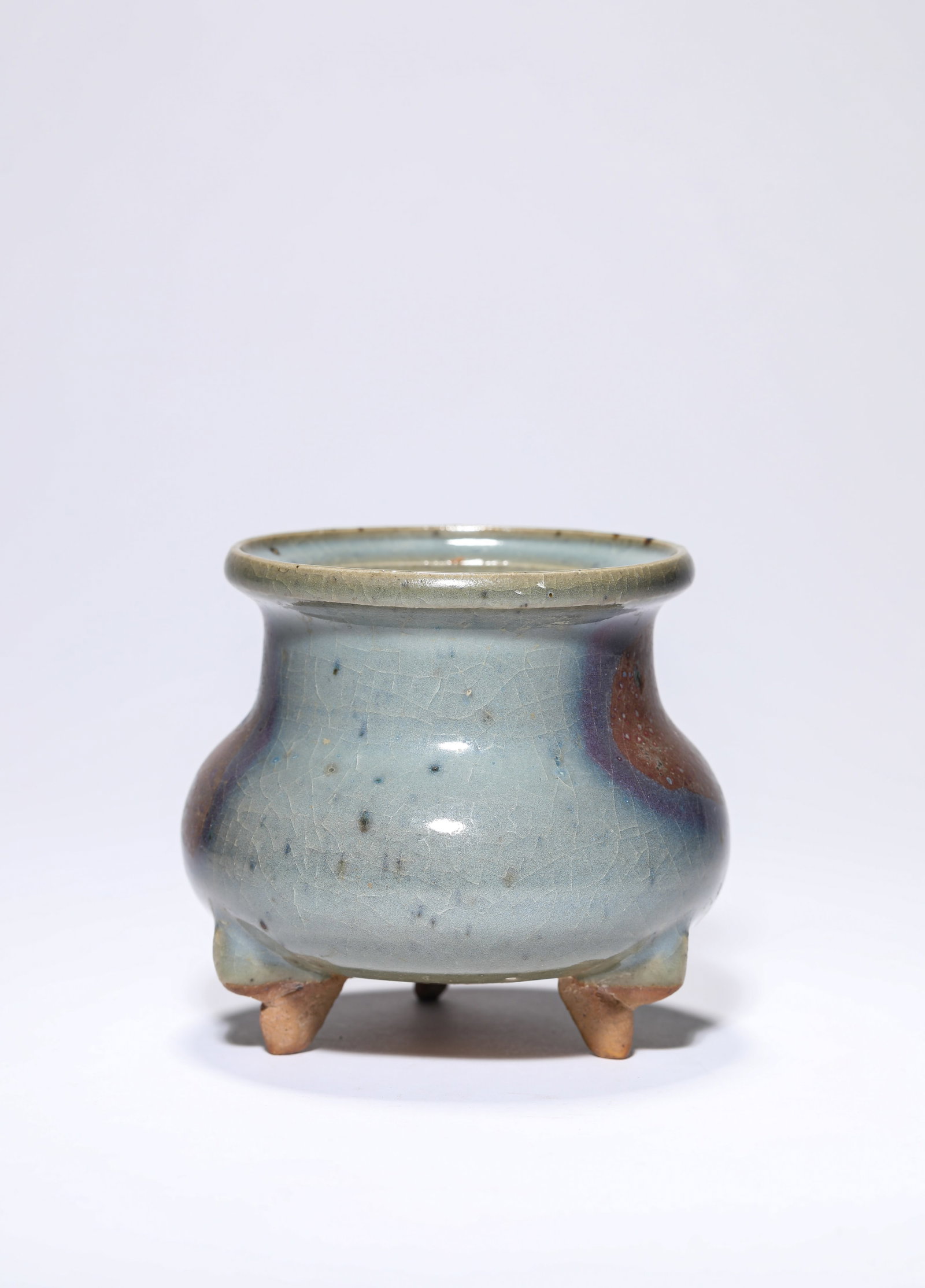 A JUN-TYPE TRIPOD CENSER - 2