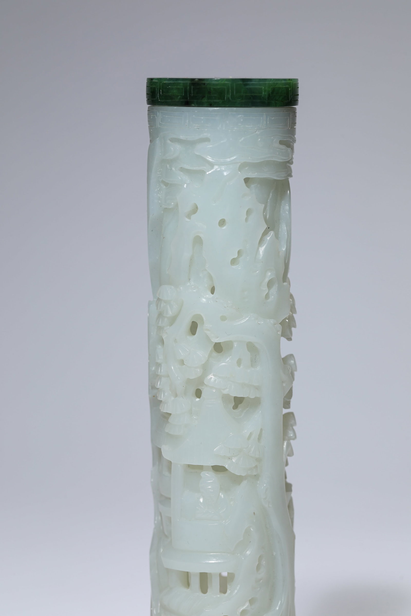 A JADE ‘NARRATIVE SCENE’ INCENSE CONTAINER - 3