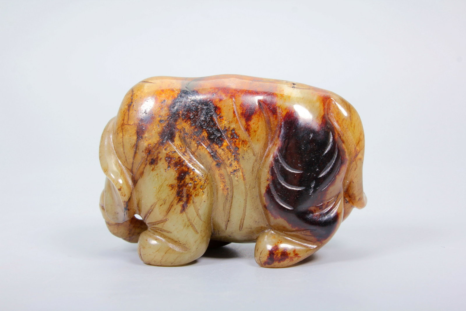 A HETIAN JADE ELEPHANT ORNAMENT - 5