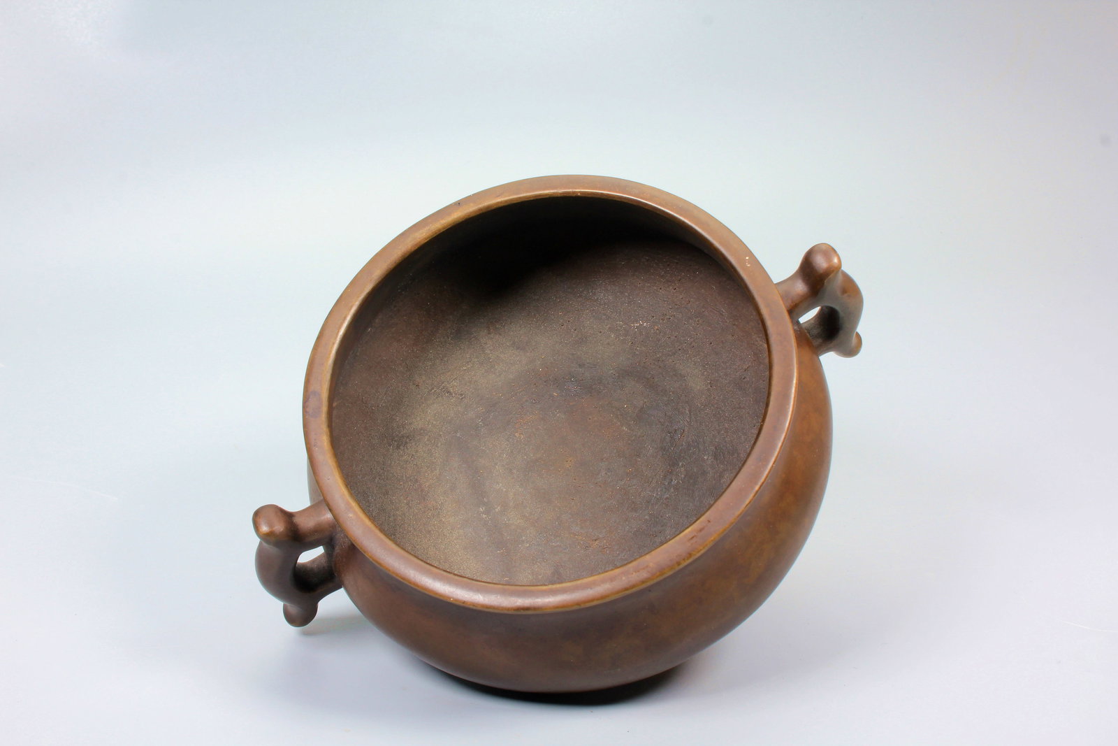 A HALBERD EAR BRONZE CENSER - 5