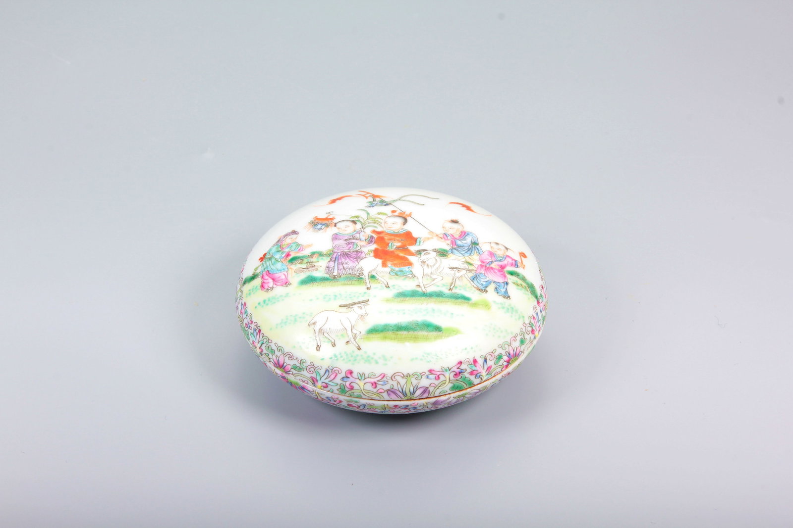A LINZHI QINGXIANG BOY PLAY PATTERN INK PASTE BOX - 2