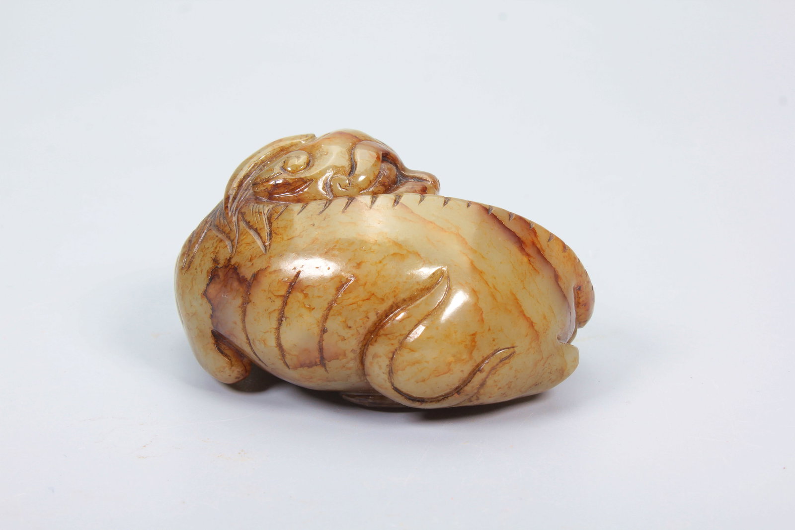 A HETIAN JADE AUSPICIOUS BEAST ORNAMENT - 3