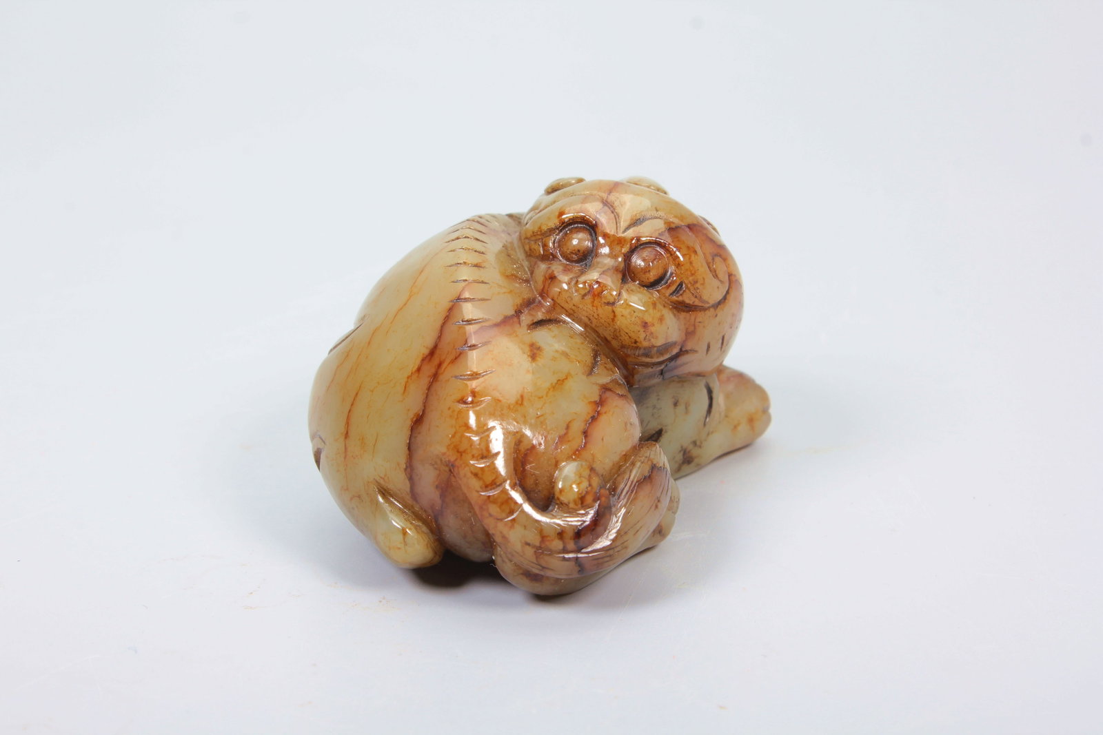 A HETIAN JADE AUSPICIOUS BEAST ORNAMENT - 4