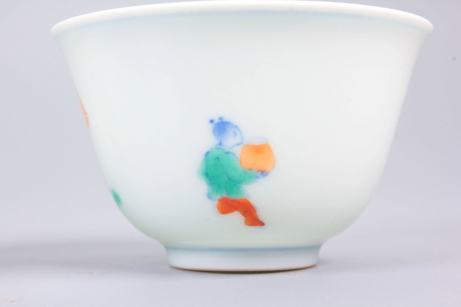 A DOUCAI‘SCHOLARS DRINKING'CUP PAIR - 6