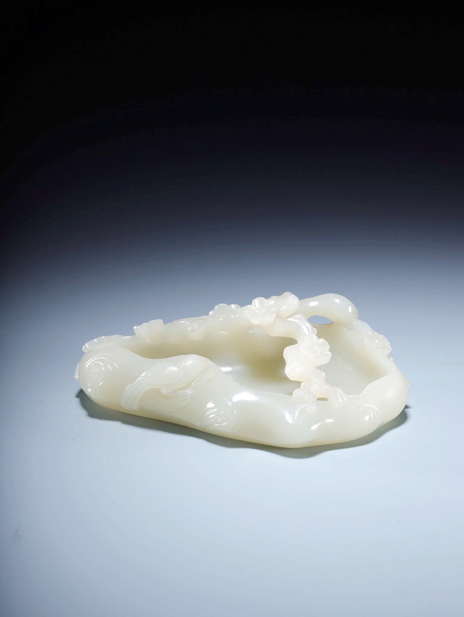 A HETIAN JADE PLUM BLOSSOM PATTERN BRUSH WASHER (1 of 10)