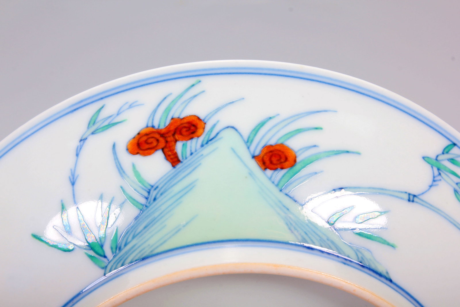 A DOUCAI 'AUSPICIOUSNESS AND LONGEVITY' DISH - 7