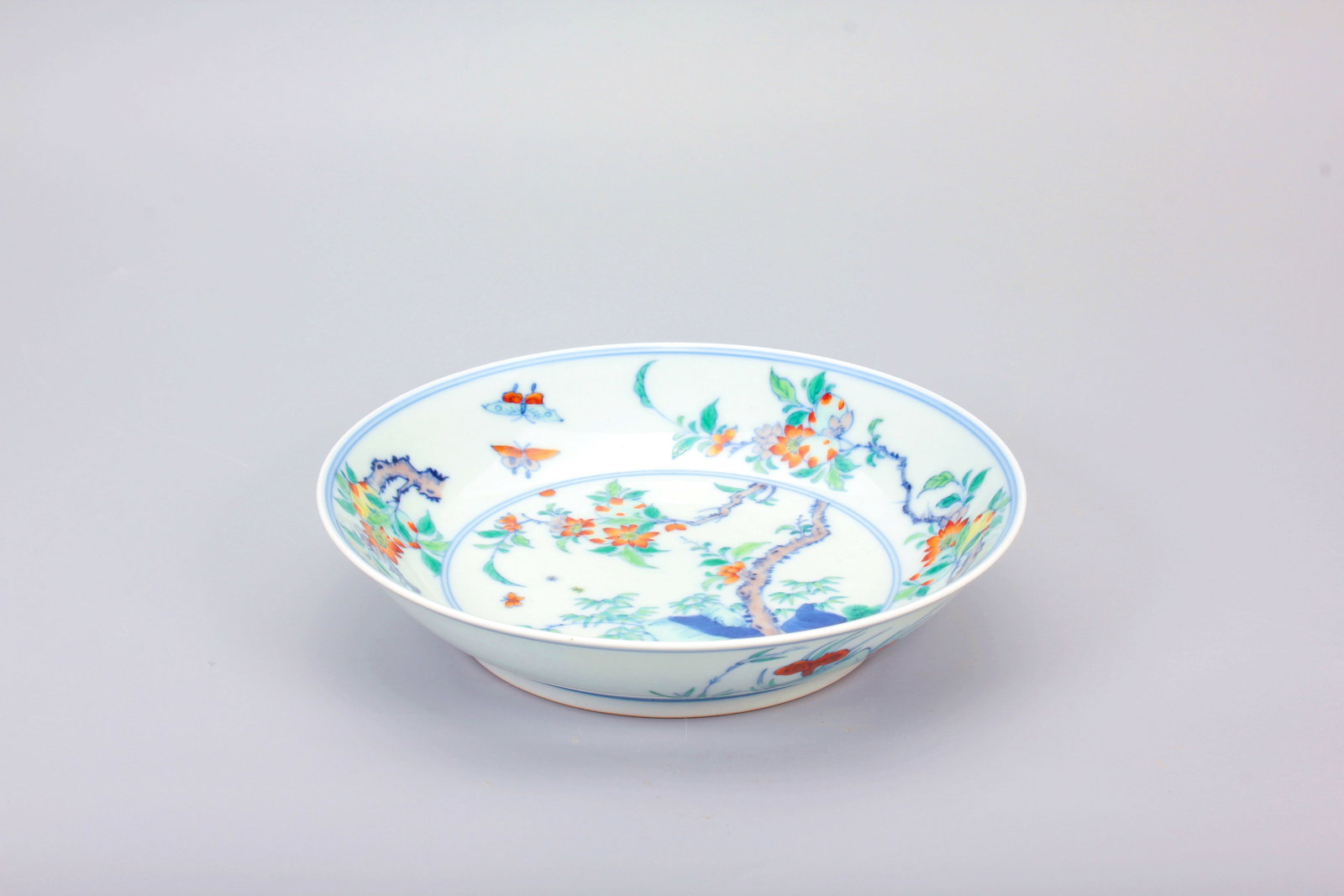 A DOUCAI 'AUSPICIOUSNESS AND LONGEVITY' DISH - 8