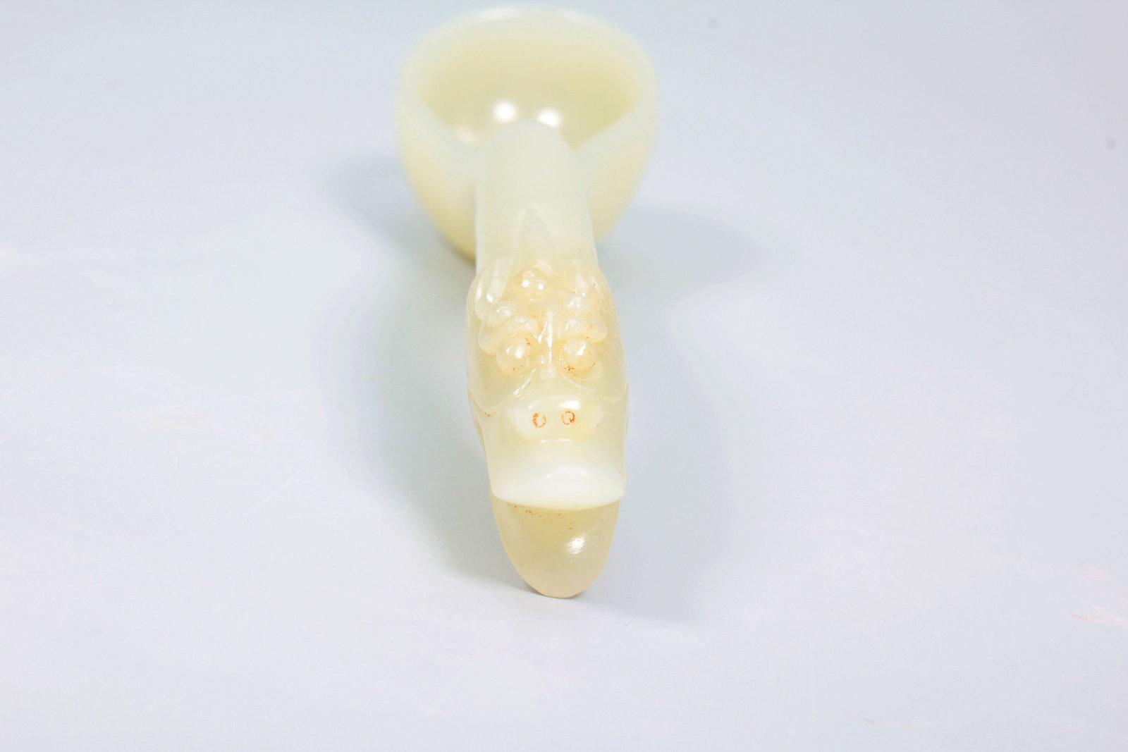 A HETIAN JADE DRAGON HEAD SPOON - 3