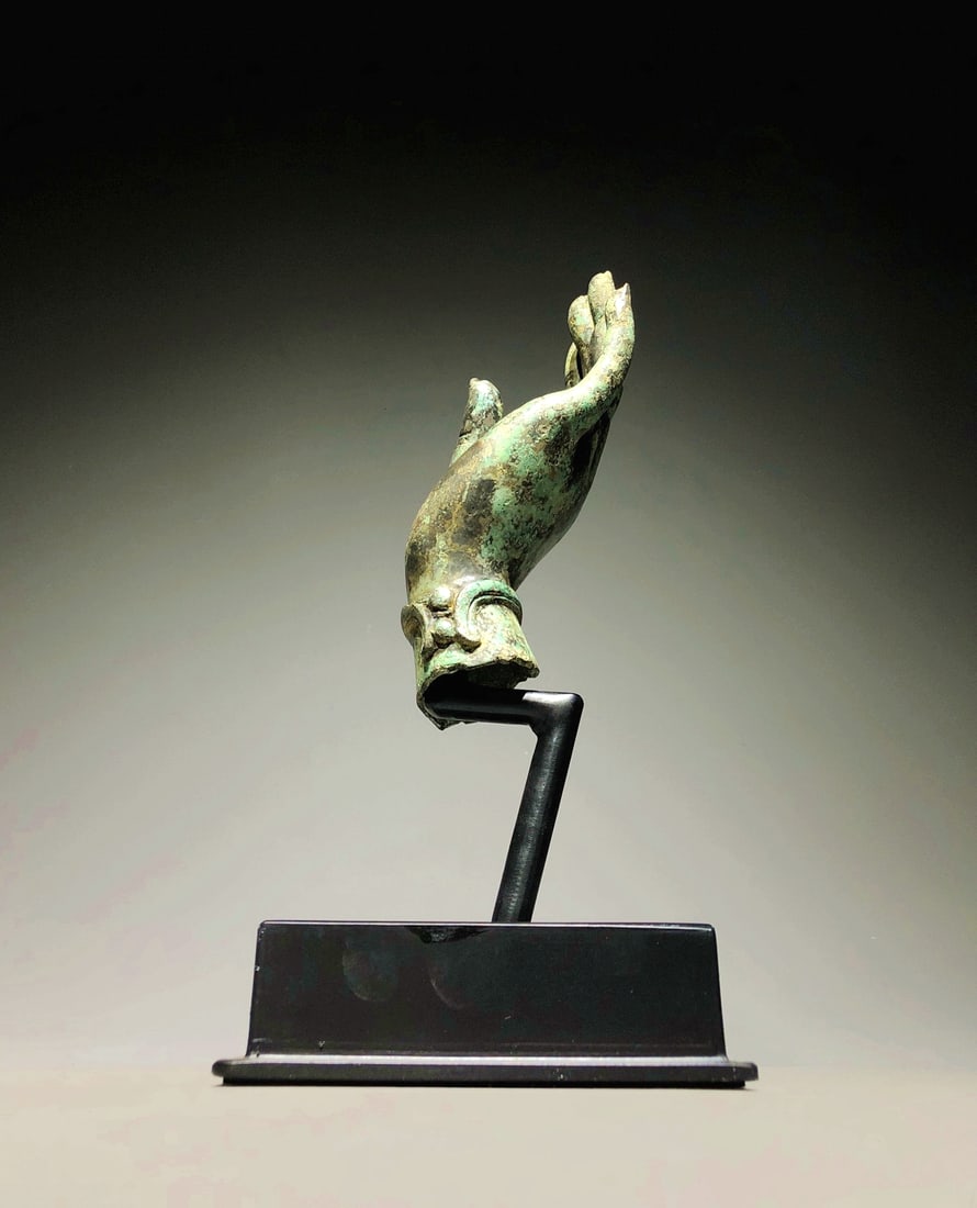 A BRONZE BUDDHA'S HAND - 8