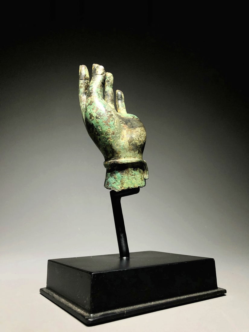 A BRONZE BUDDHA'S HAND - 9