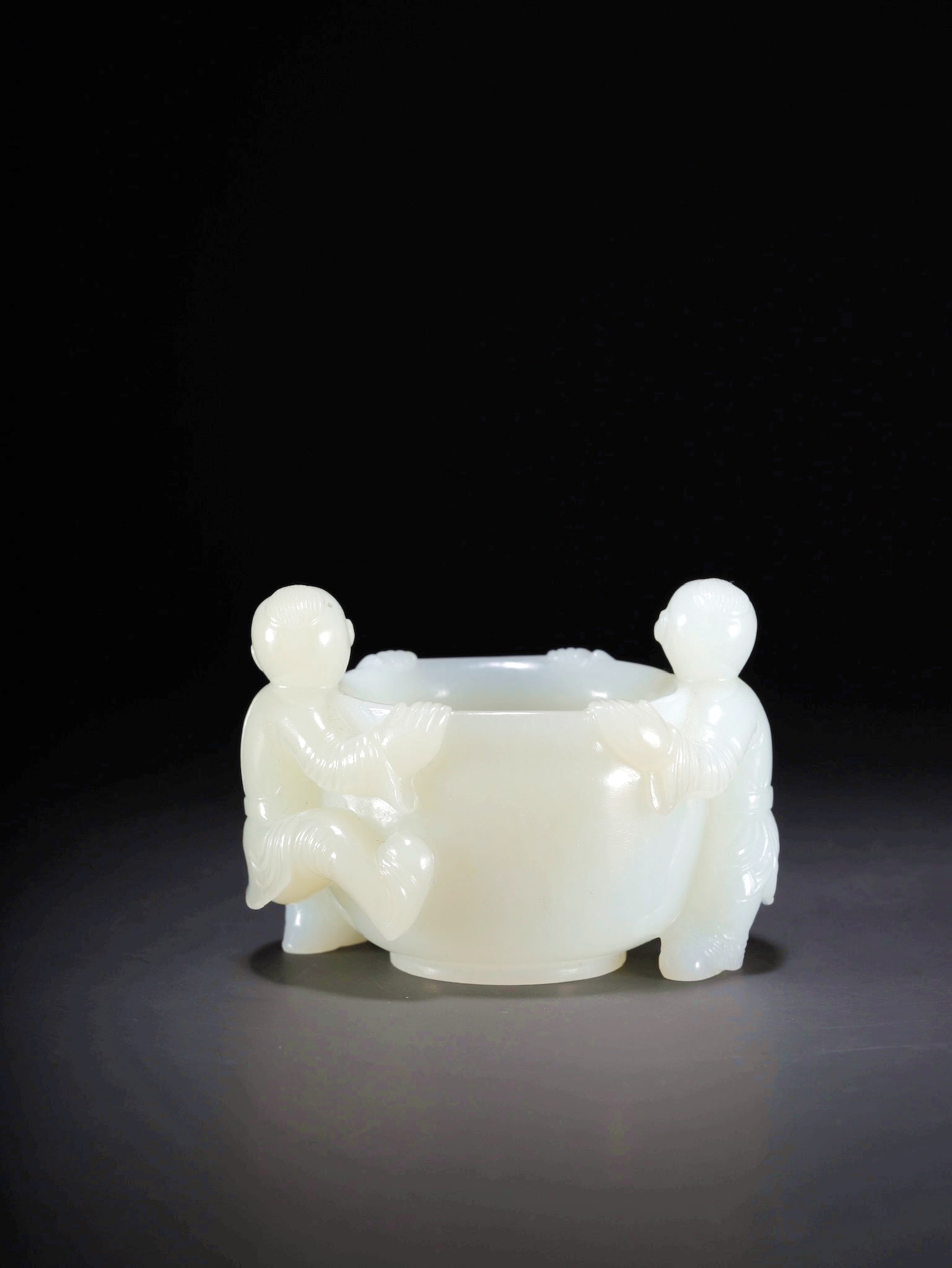 A HETIAN JADE DOUBLE-CHILD EAR CUP - 3