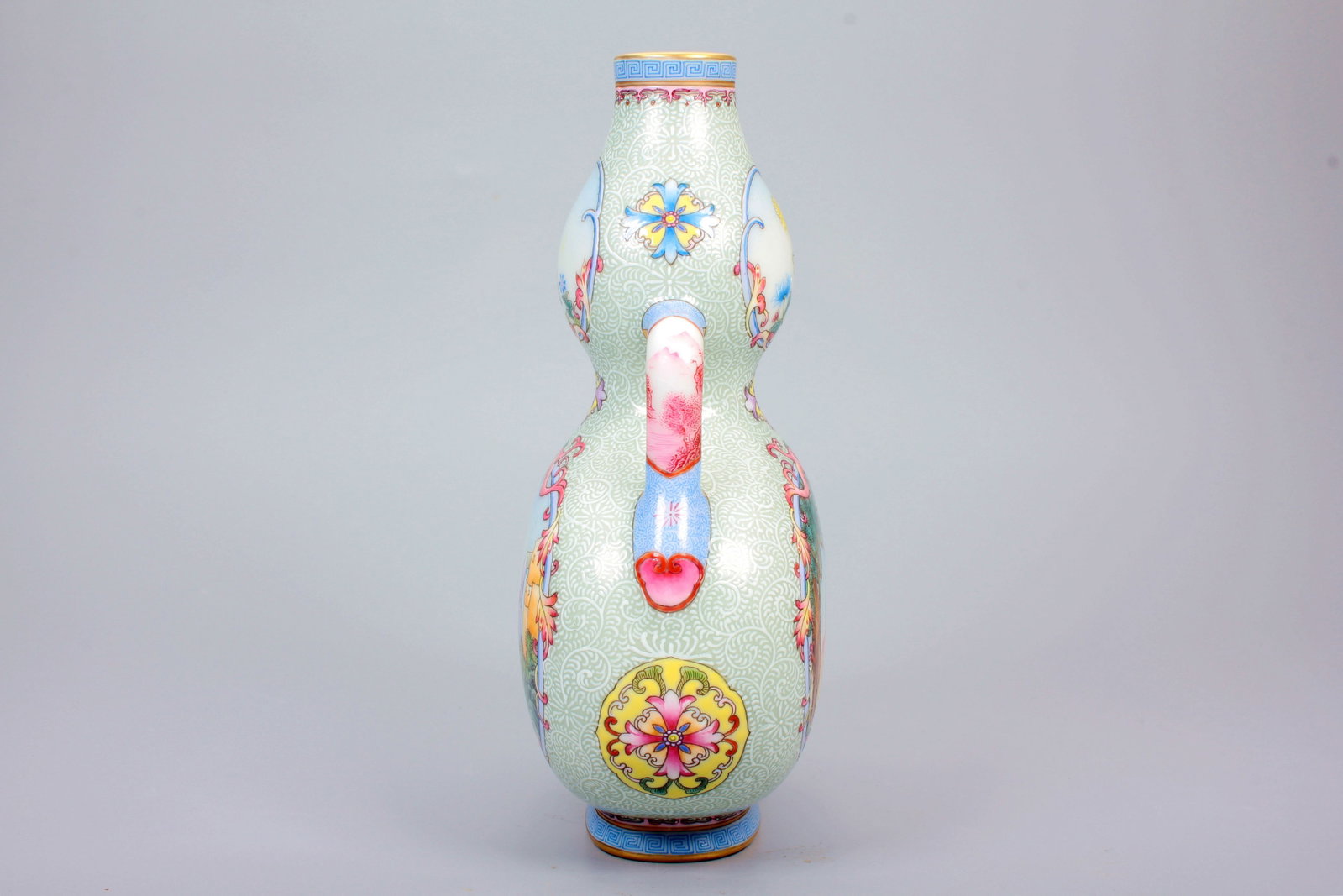 A ENAMEL FLASK OPENWORK FIGURE RUYI DOUBLE-GOURD VASE - 11