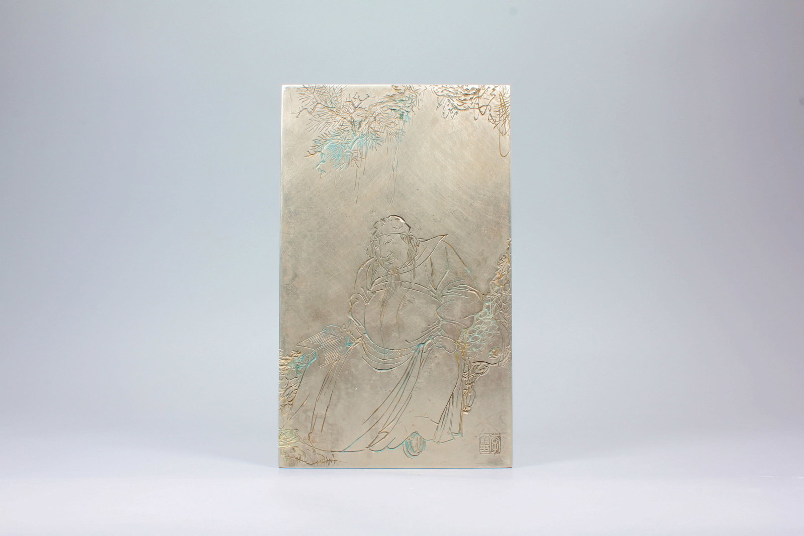 A BRONZE GUAN GONG READING SPRING AUTUMN PAPERWEIGHT: A BRONZE GUAN GONG READING SPRING AUTUMN PAPERWEIGHT L:20CM,W:12CM,1655G