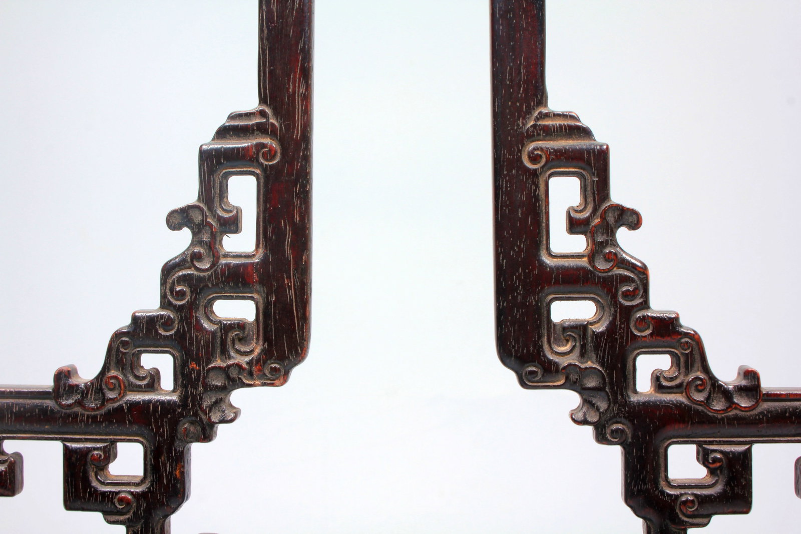 A ZITAN DRAGON PATTERN WOOD STAND PAIR - 9