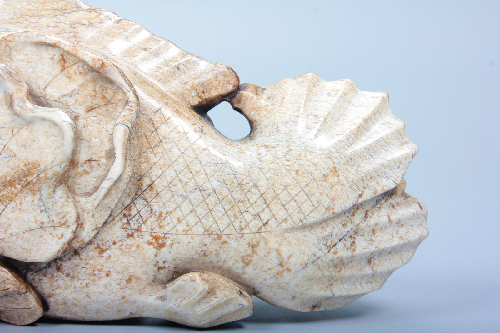 A HIGH ANCIENT JADE FISH ORNAMENT - 7