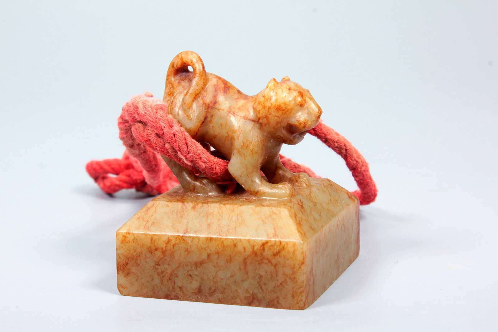 A HETIAN JADE TIGER KNOB SEAL - 4
