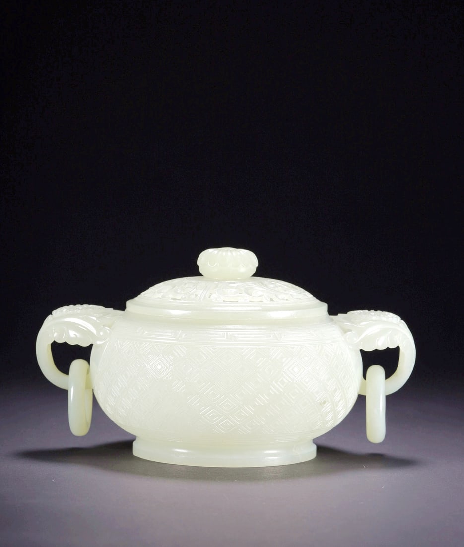 A HETIAN JADE PASSIONFLOWER PATTERN LOOSE RING CENSER - 3