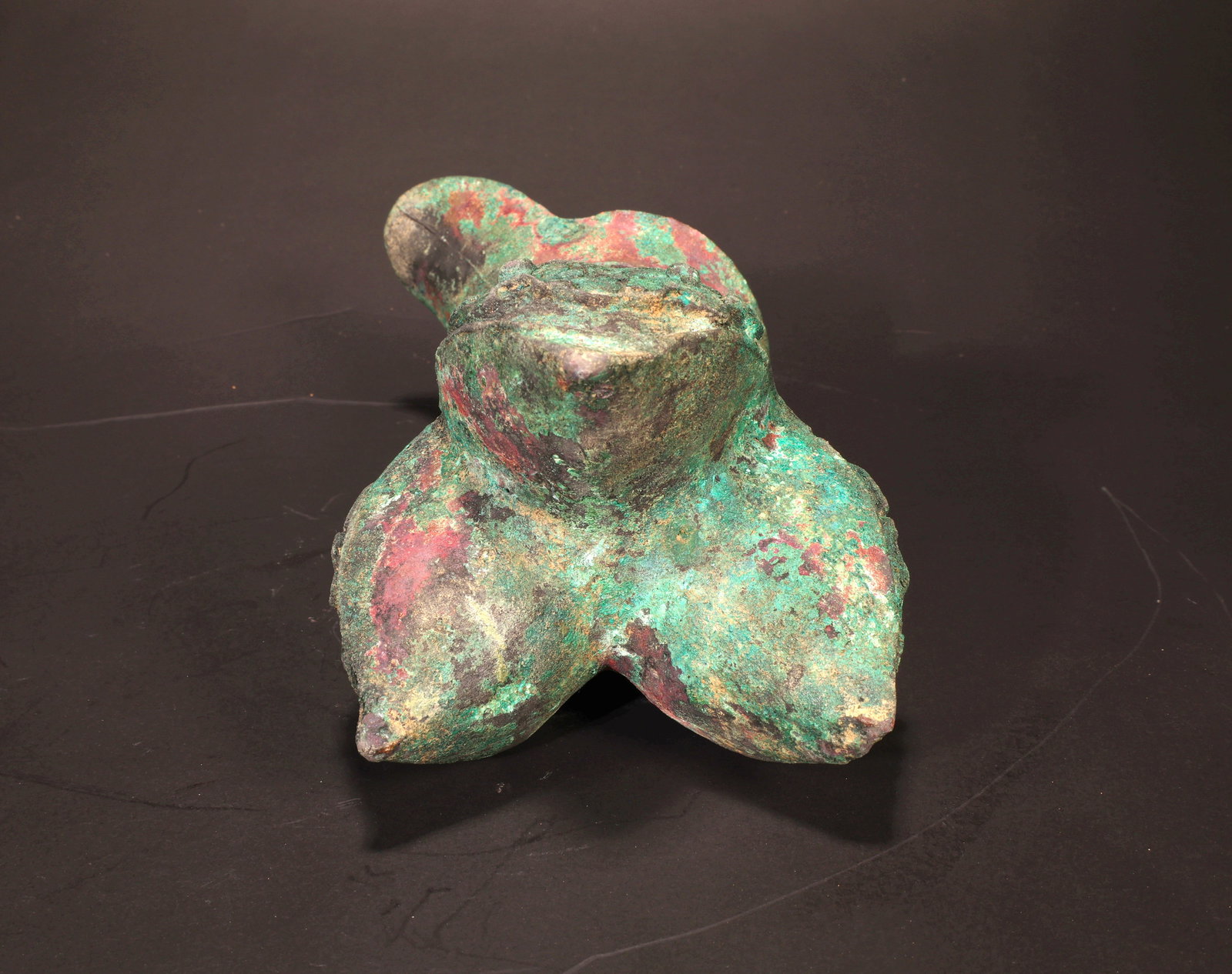 A BRONZE TRIPOD JIA VESSEL - 5