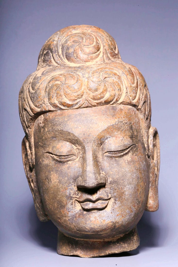 A STONE CARVED HEAD OF SAKYAMUNI BUDDHA (1 of 11)