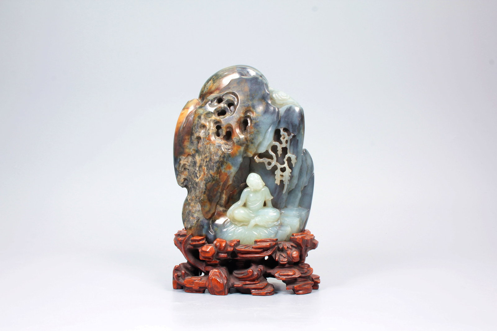 A HETIAN JADE FIGURE OF CLIFF ARHAT: A HETIAN JADE FIGURE OF CLIFF ARHAT H:15.5CM,L:6.2CM,W:10CM
