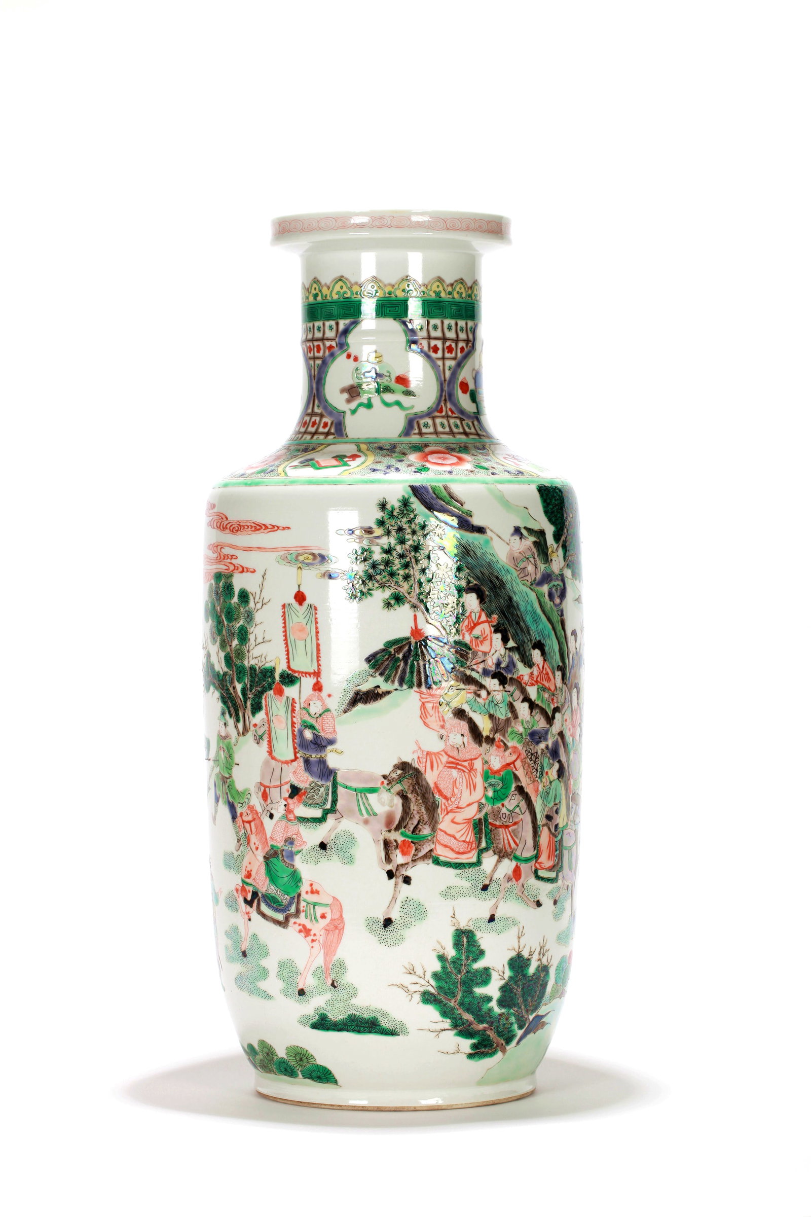 A WUCAI FIGURE RIBBED VASE - 10