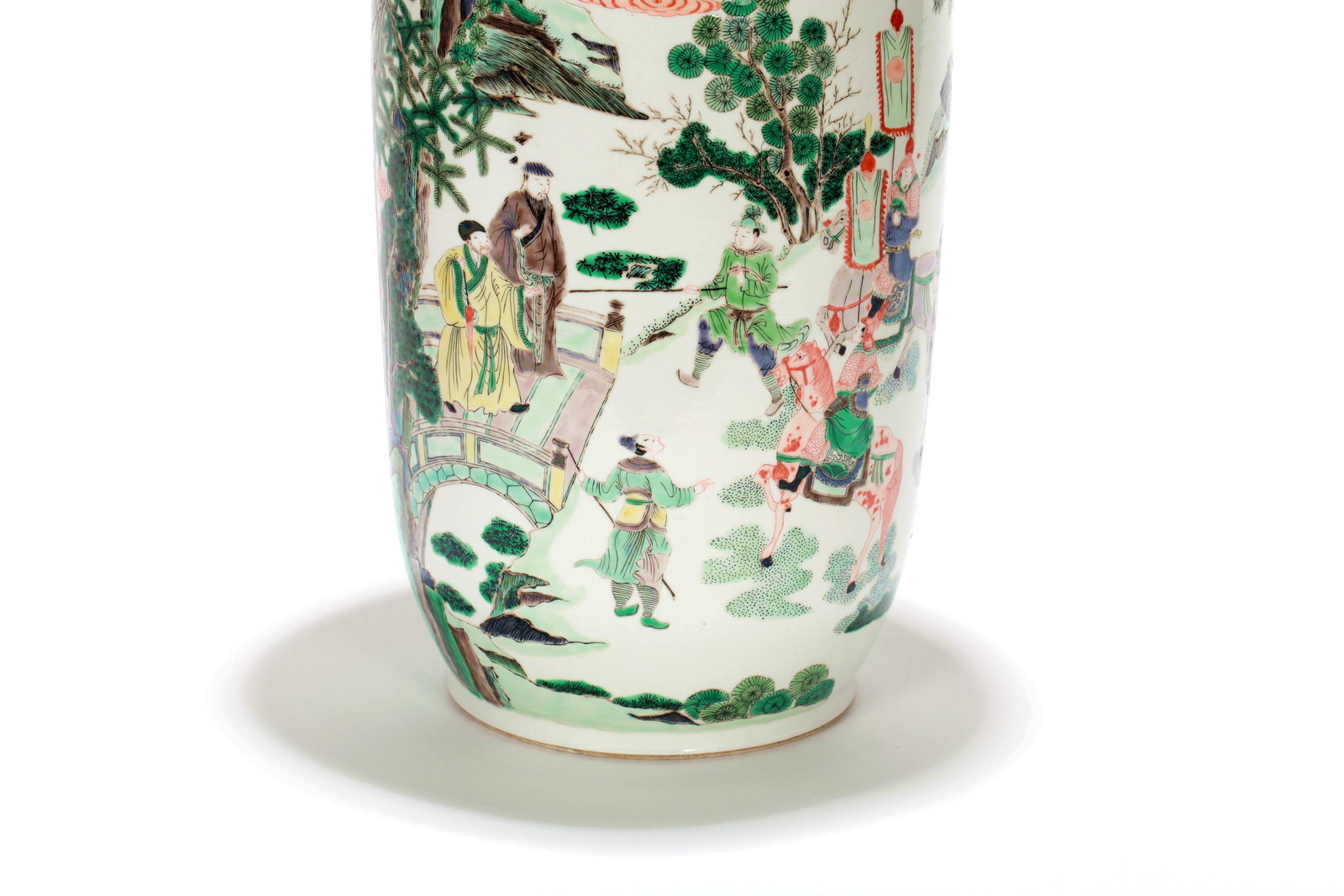 A WUCAI FIGURE RIBBED VASE - 8