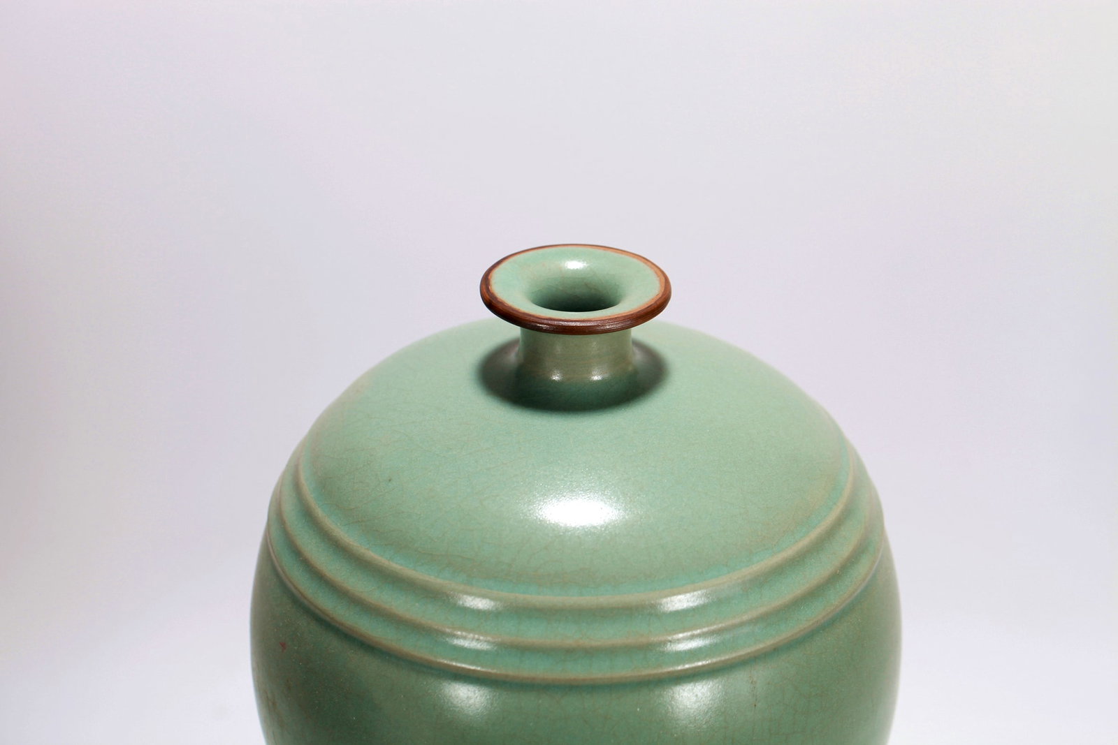 A RU KILN VASE?MEI - 10