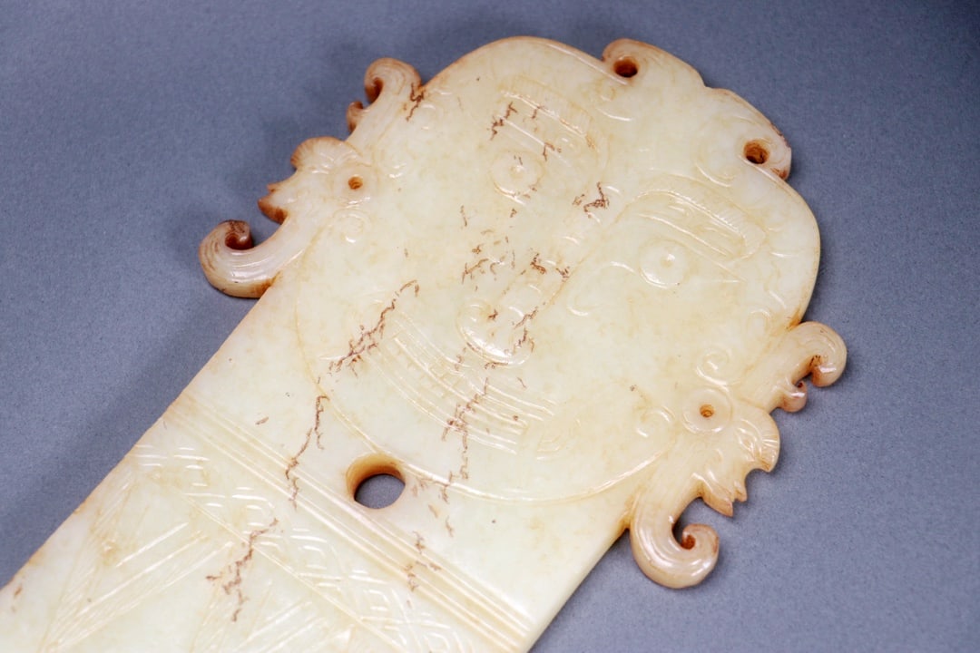 A SPIRIT FACE PATTERN POETIC JADE SCEPTER - 5