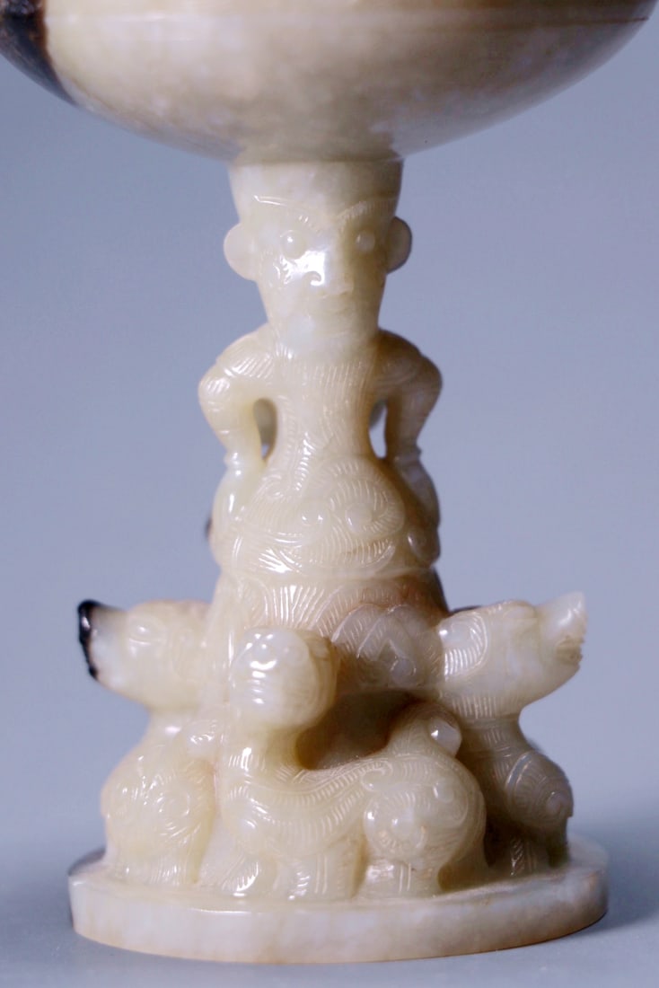 A HETIAN JADE BEAST PATTERN FIGURAL BOSHAN CENSER - 3