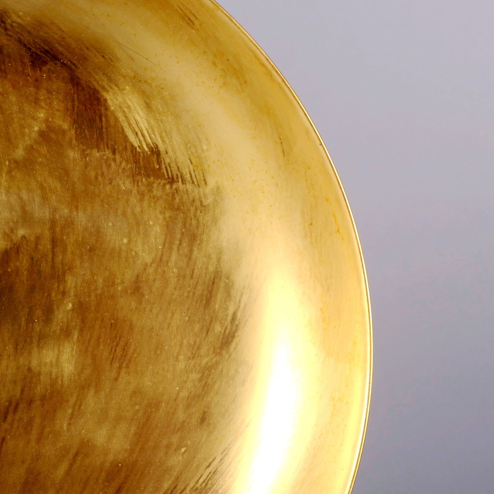 A GOLD GLAZED APPRECIATION DISH - 3
