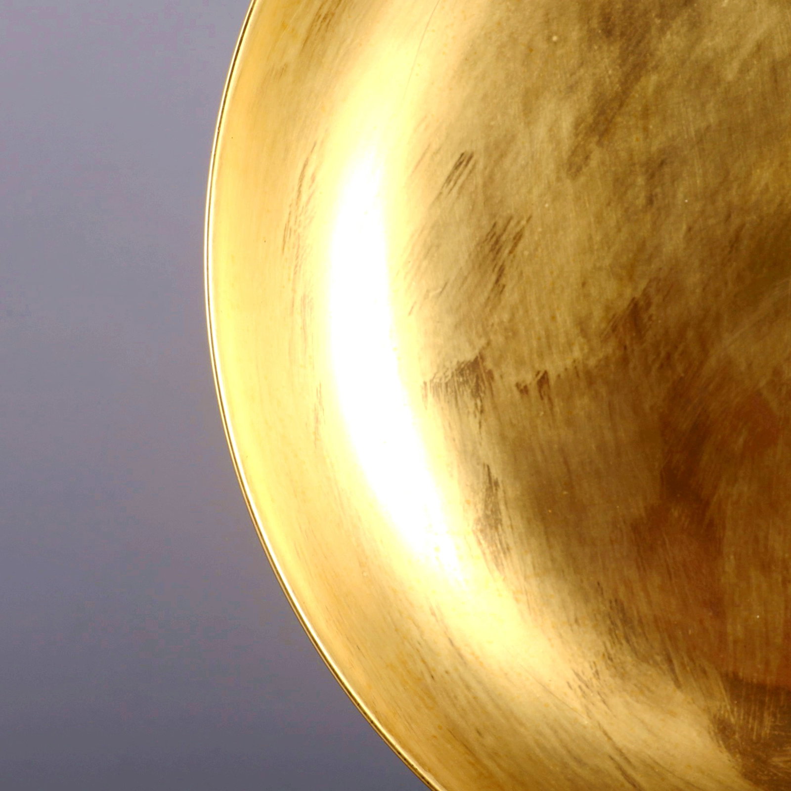 A GOLD GLAZED APPRECIATION DISH - 4