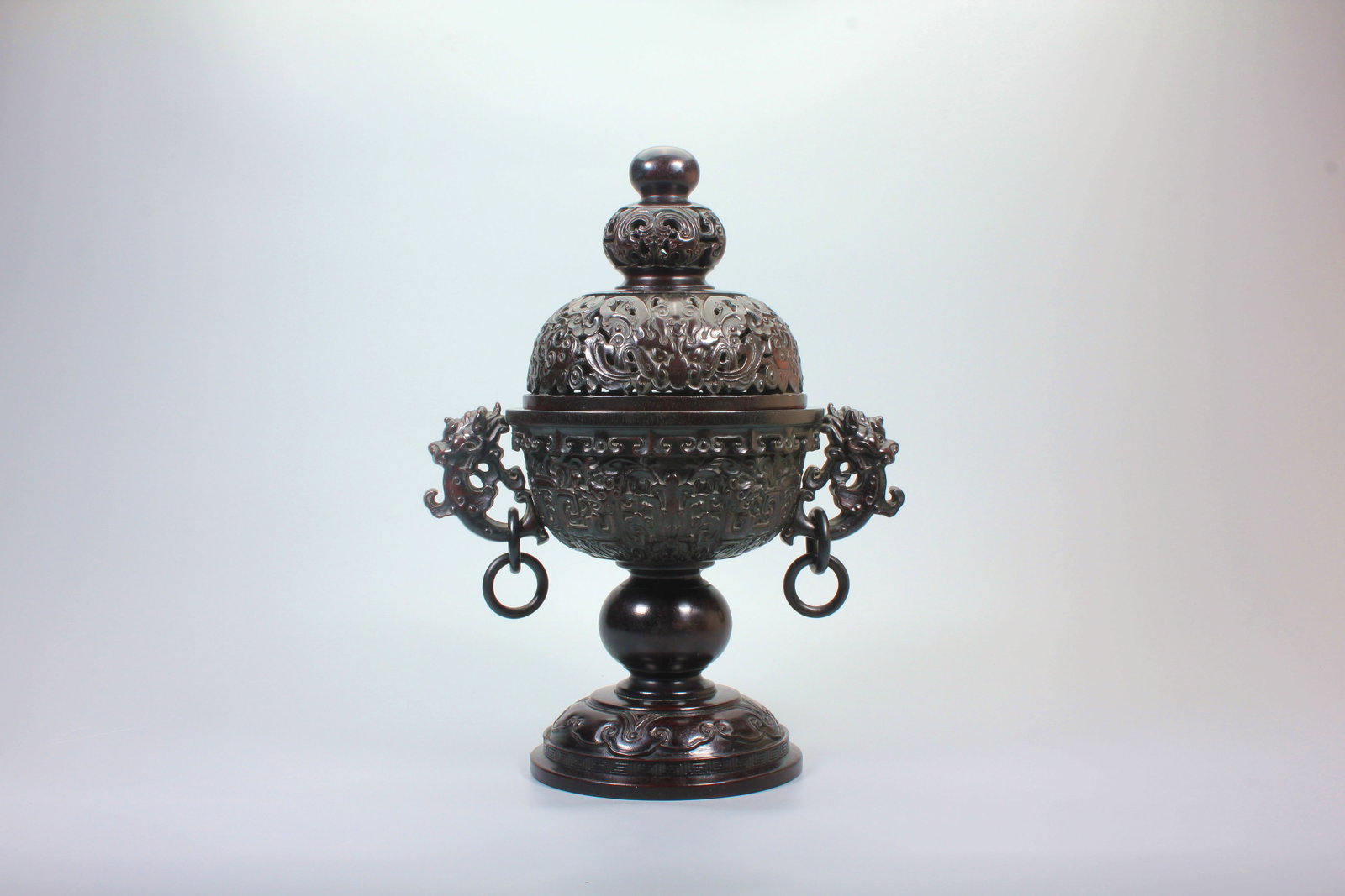 A ZITAN CHI DRAGON LOOSE RING BEAN-SHAPED INCENSE BURNER (1 of 12)
