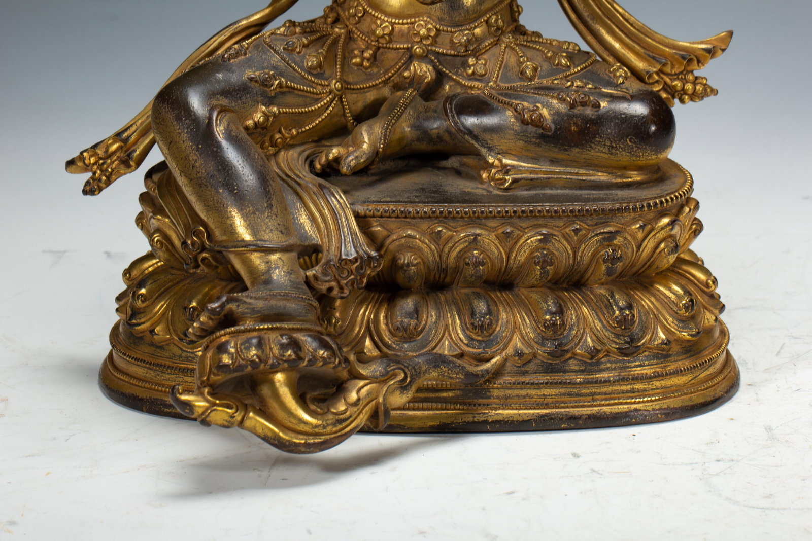 Chinese Gilt Bronze Buddhist Deity Statue - 4