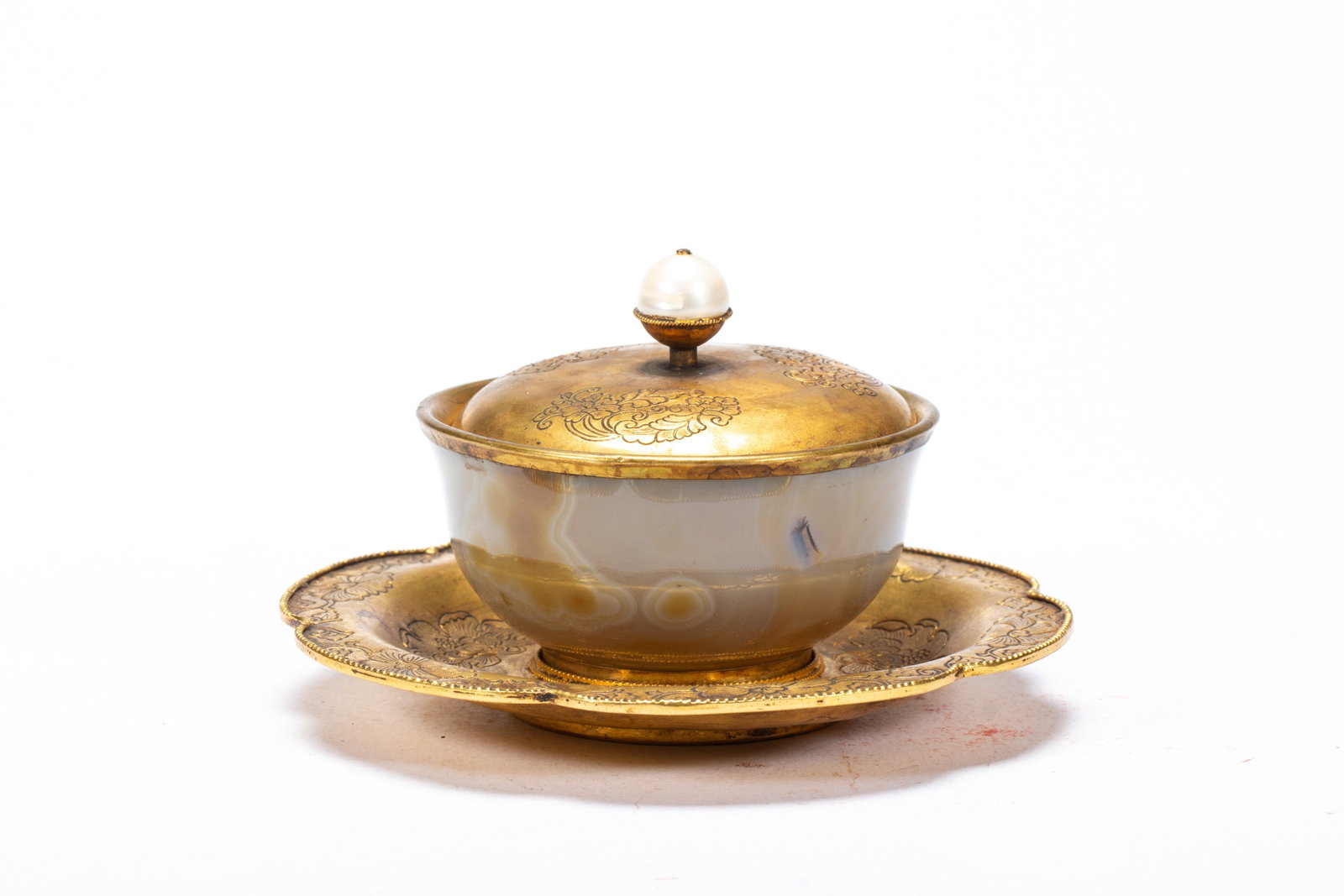 A Chinese Gilt-Mounted Agate Lidded Bowl with Stand (1 of 10)