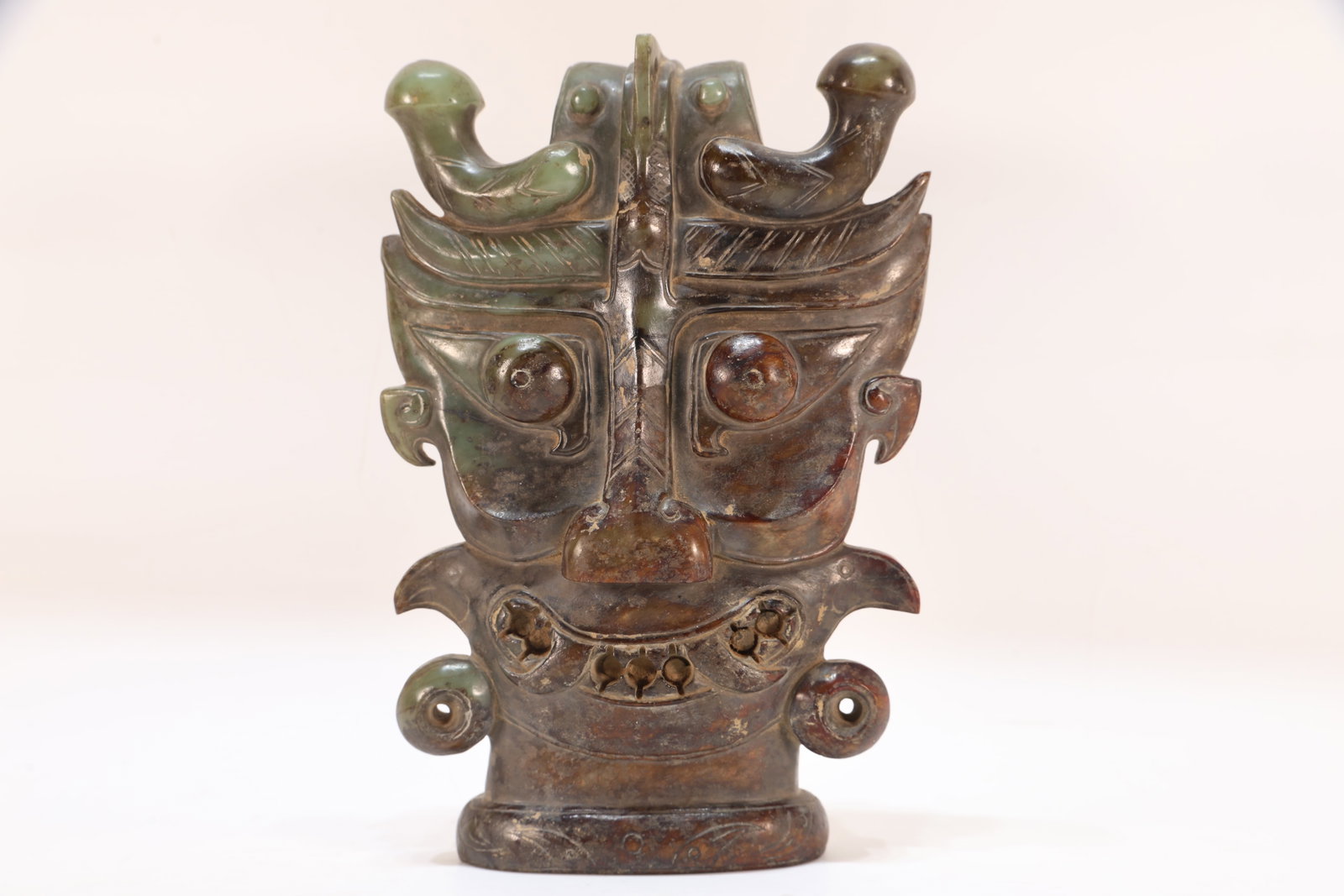 A Jade Carved Beast Face Pattern Figure (1 of 11)