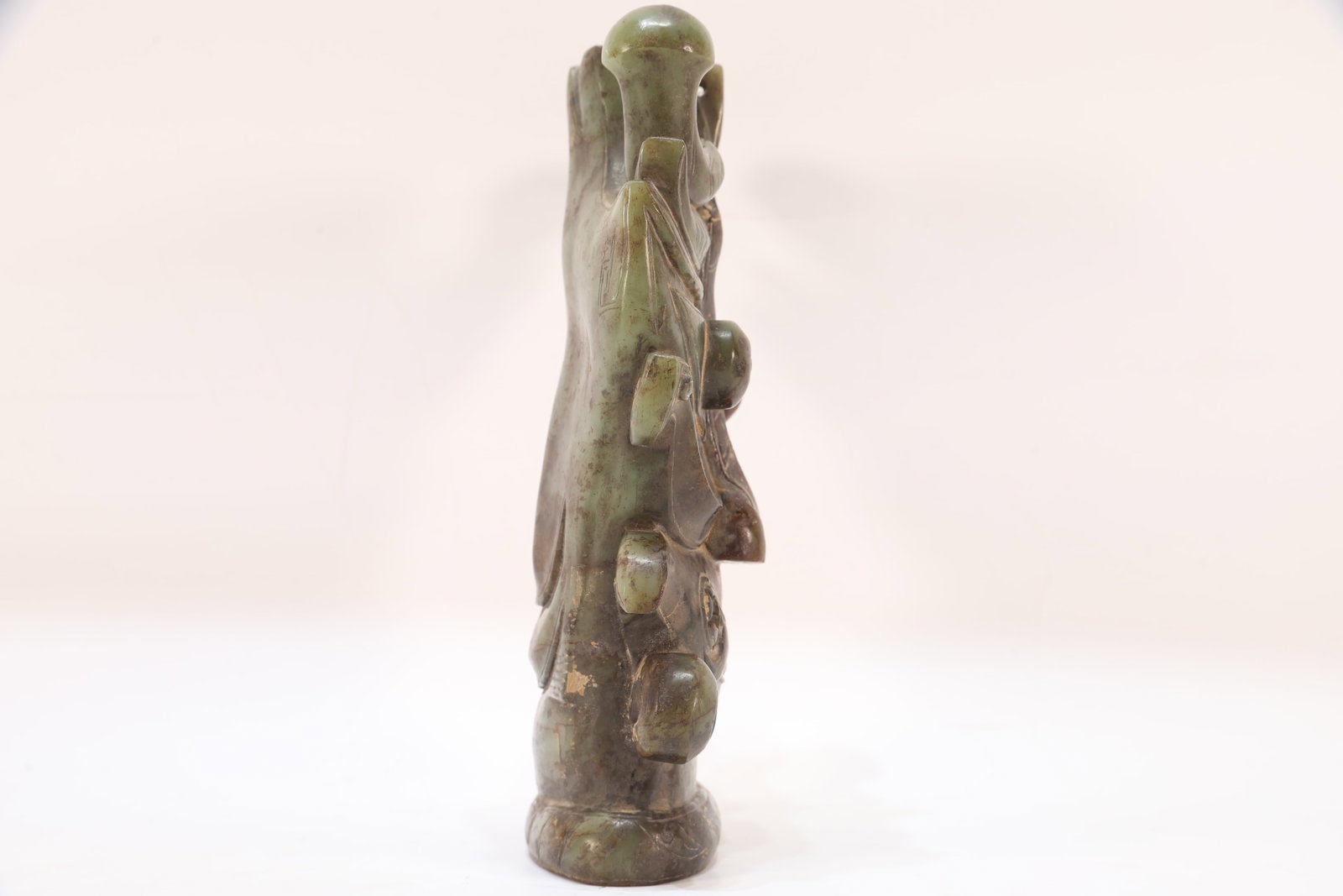 A Jade Carved Beast Face Pattern Figure - 9