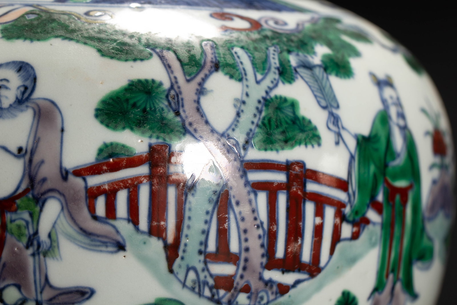 A Chinese Wucai Figural Jar - 4