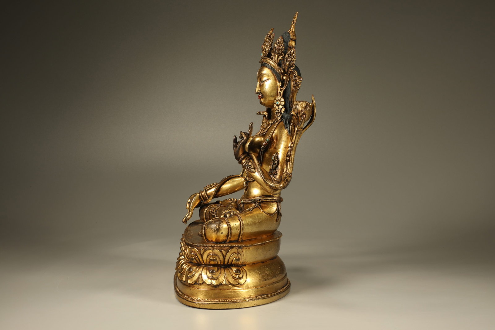 A Gilt Bronze Green Tara Figure - 4